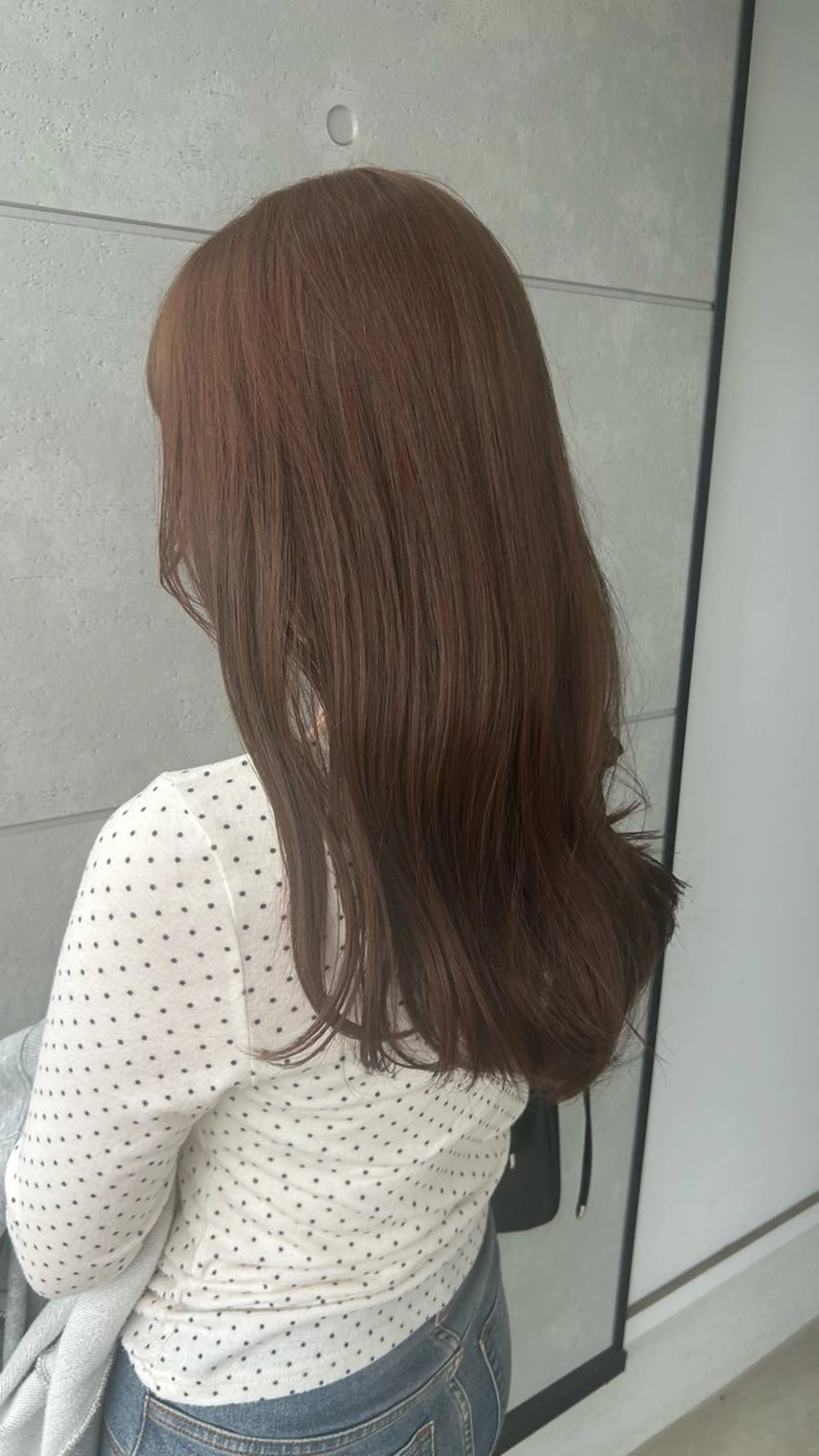 ロング ピンクブラウン ヘアカラー トリートメント 盛本 彩乃のヘアスタイル