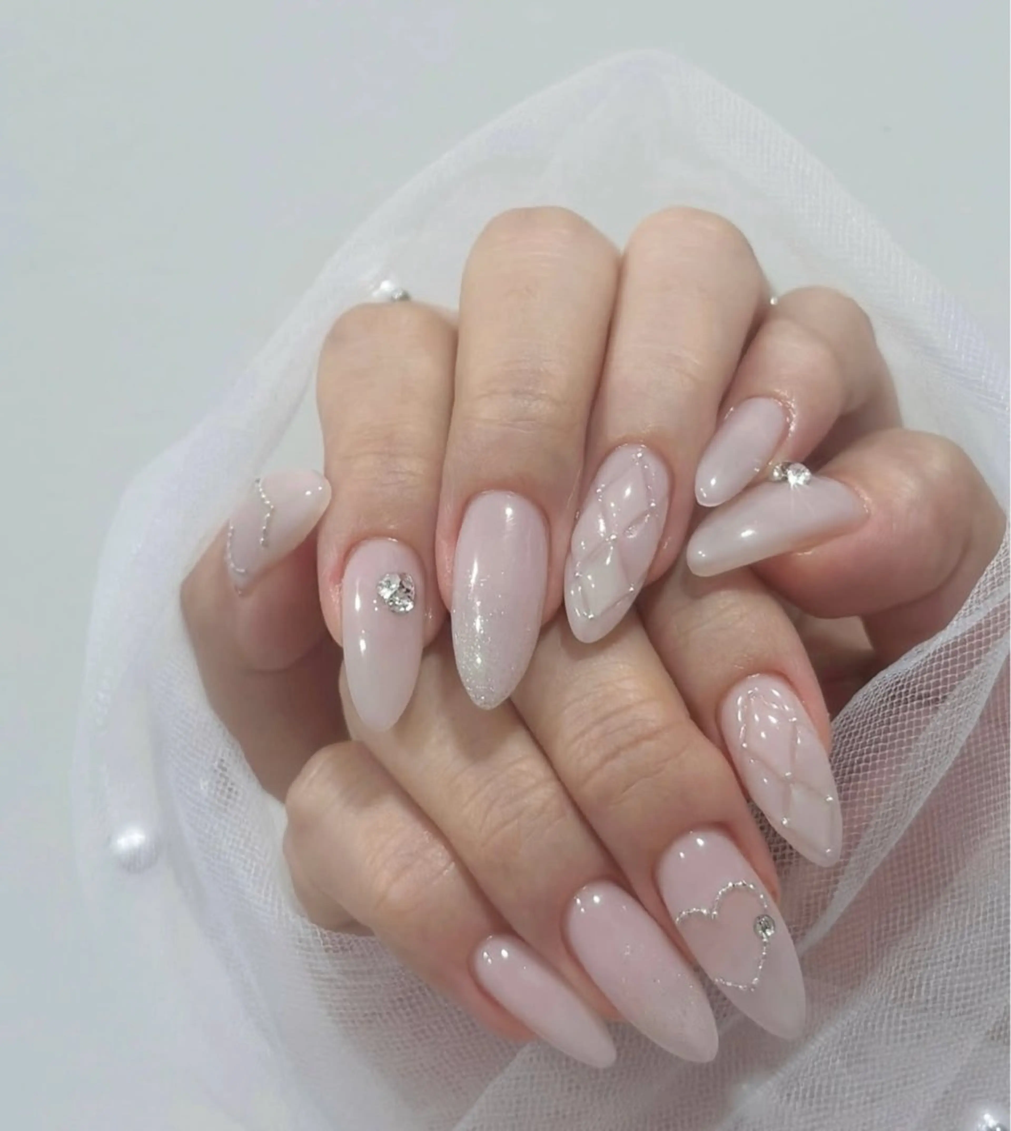 ネイル MOON nailsのネイルデザイン