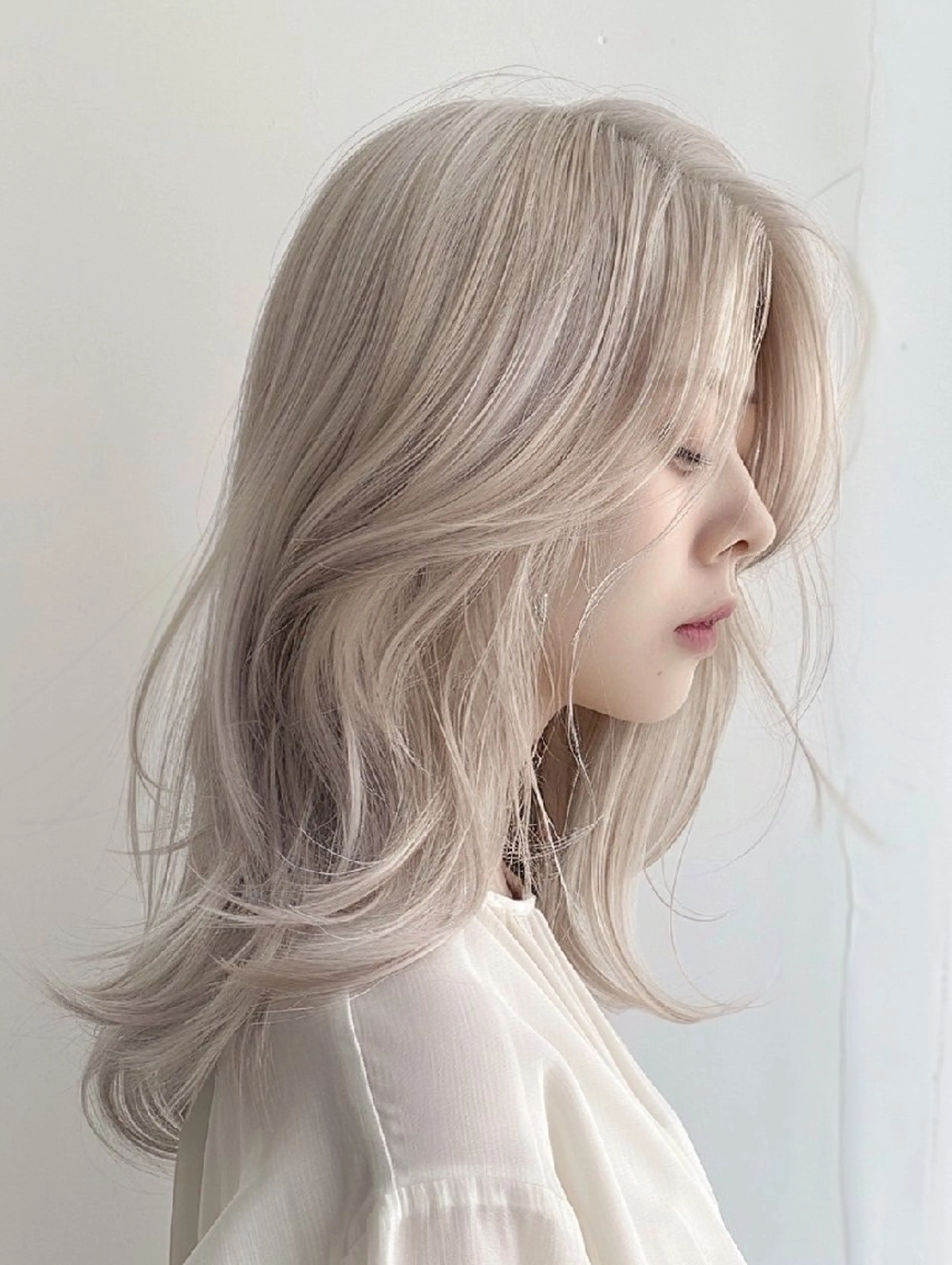 カラー 束感まつぱ🥑🤍 NATUKI🤍のヘアスタイル