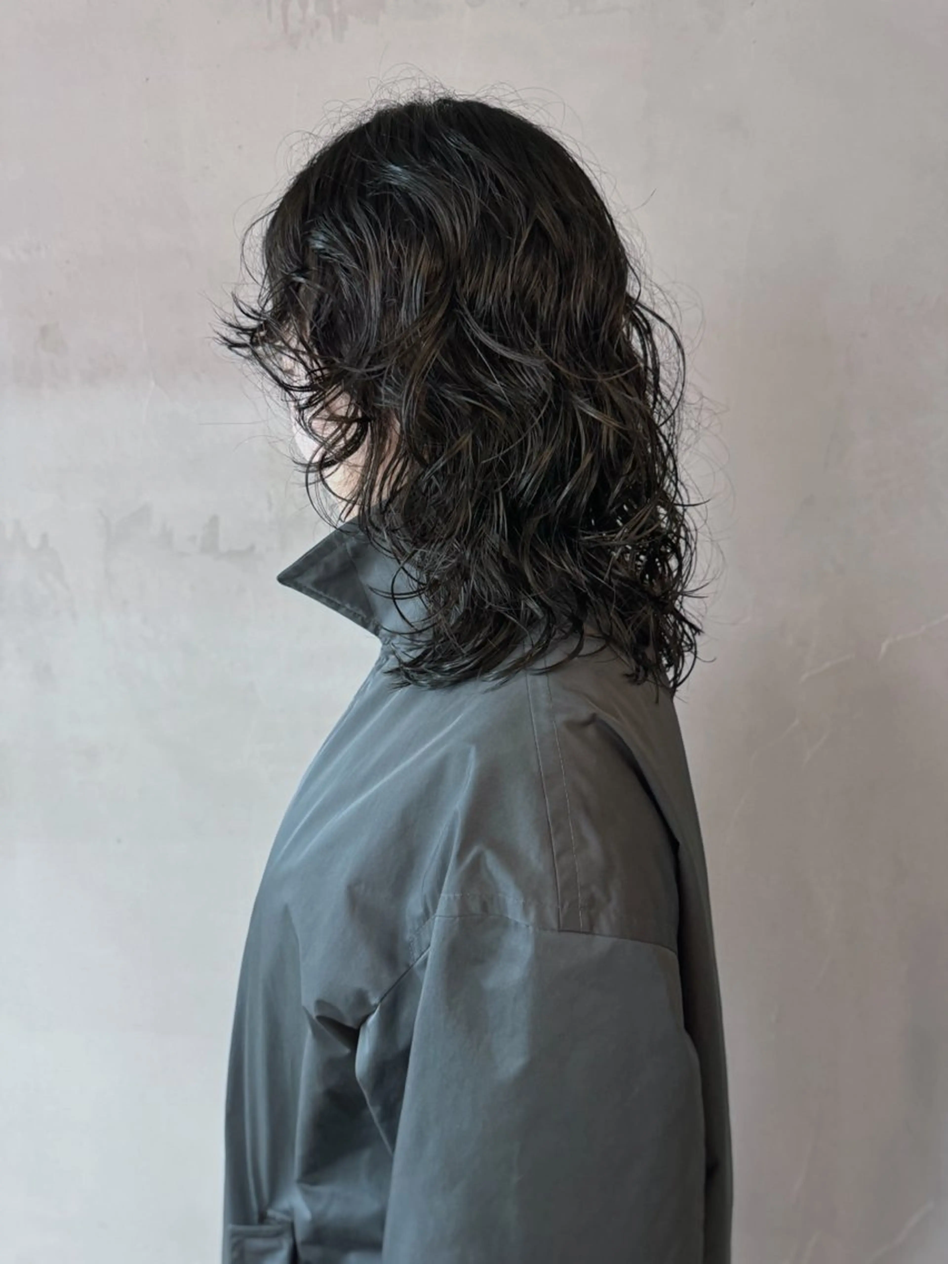 セミロング パーマ コテ巻き風パーマ 似合わせパーマのヘアスタイル