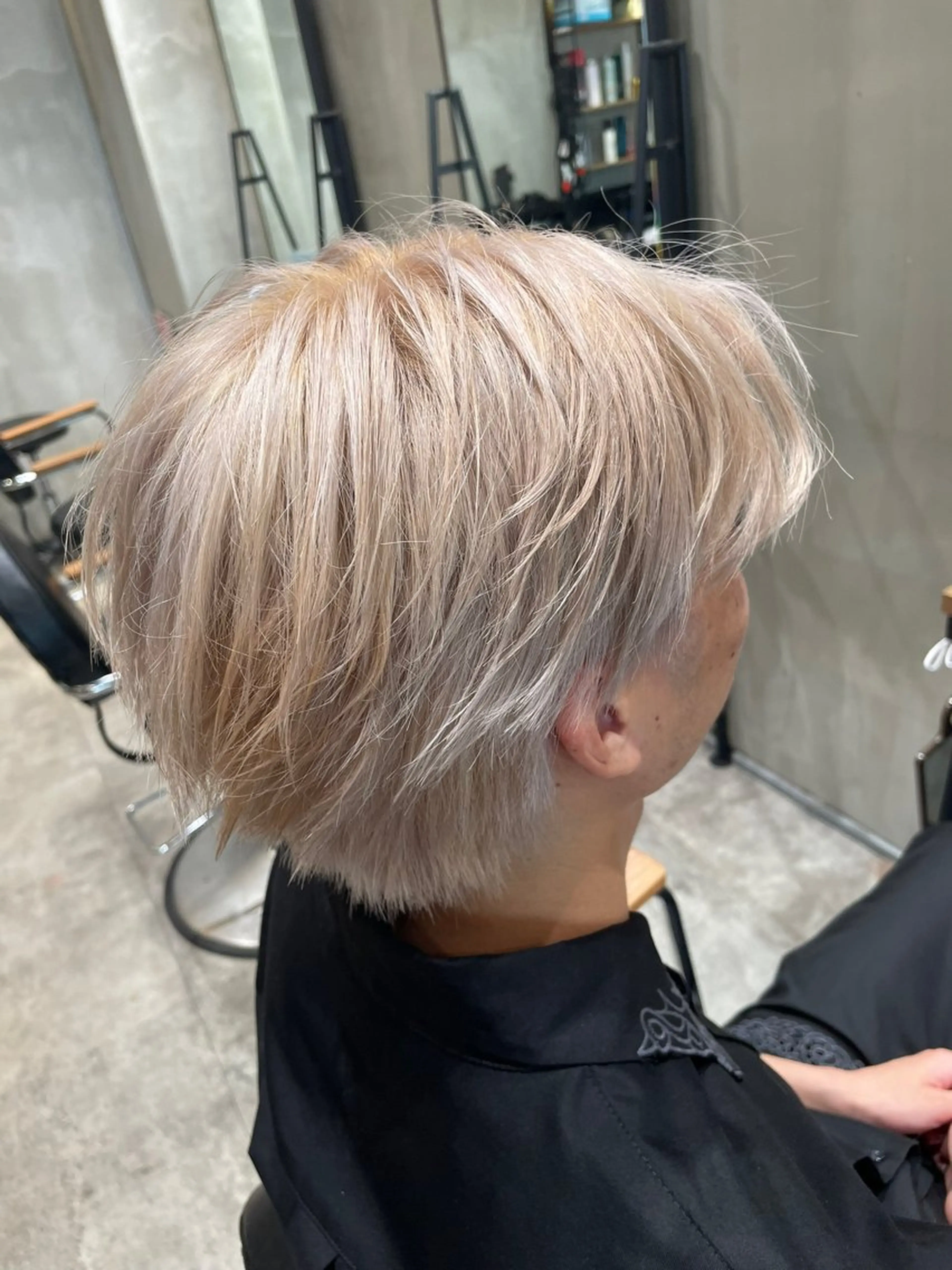 カラー メンズ loe博多 五十嵐弘雄のヘアスタイル