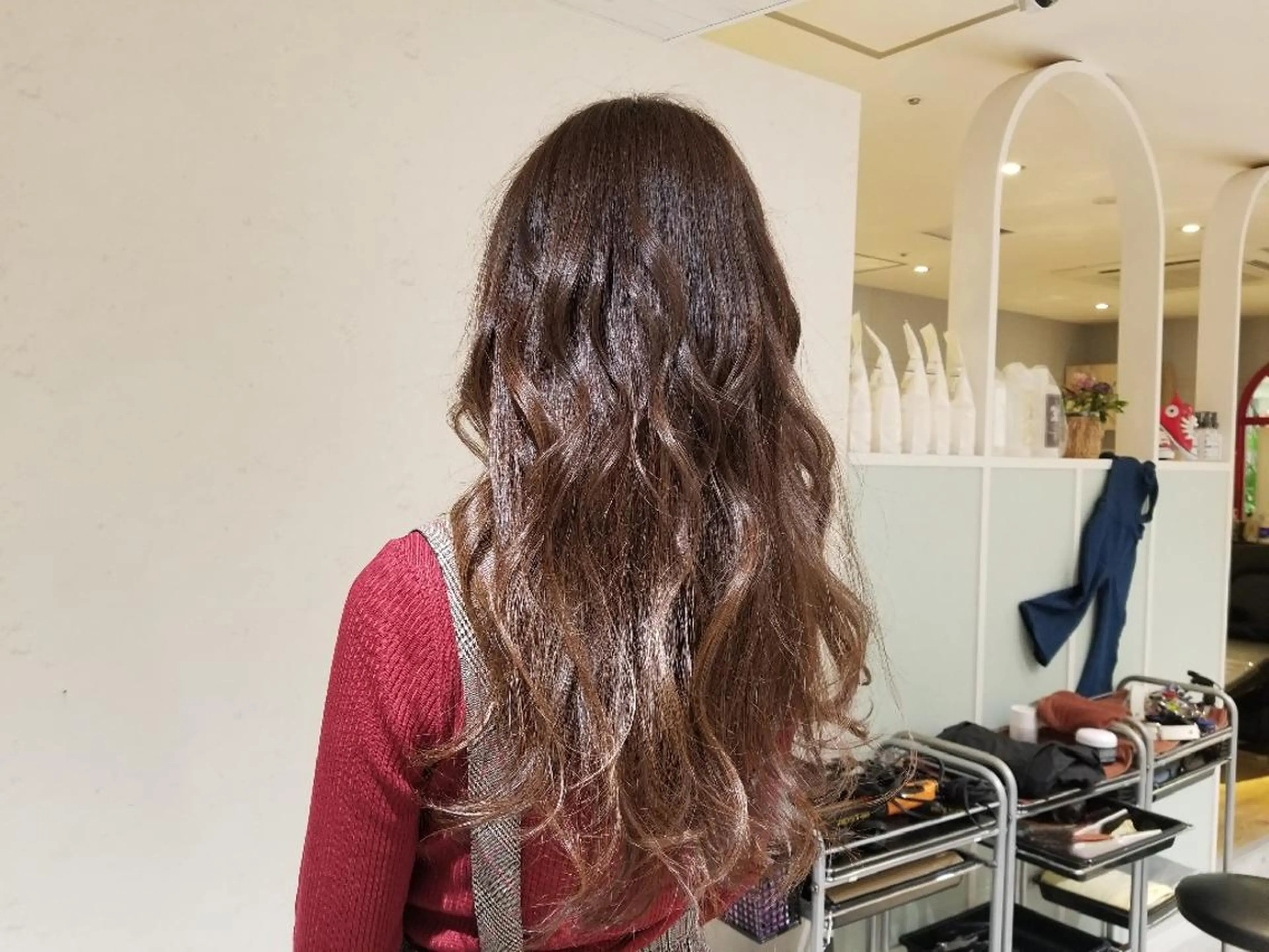 ロング カラー カット ヘアカラー トリートメント SAKURA (サクラ)のヘアスタイル