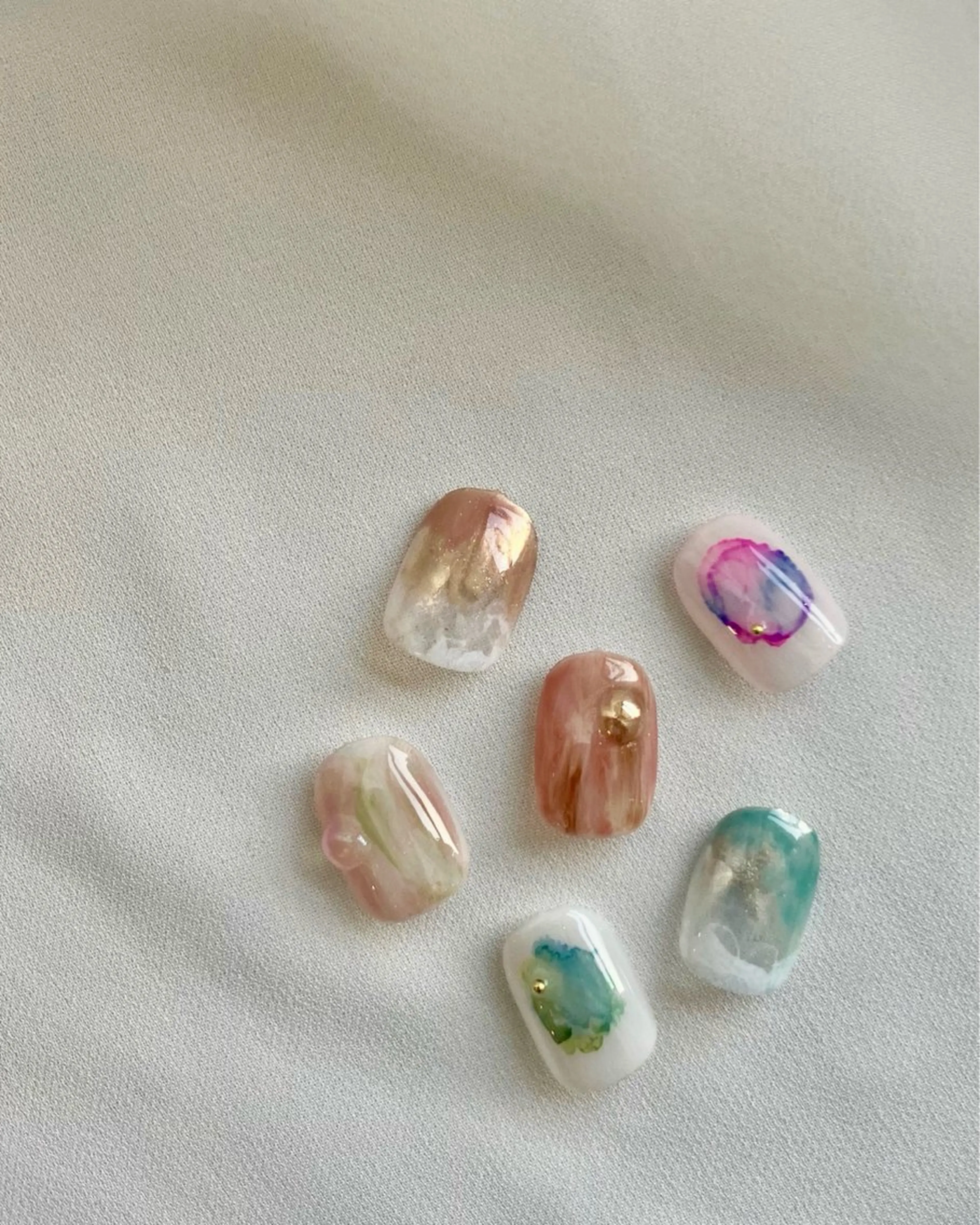 ネイル ハンドネイル Nail salon Roovely 代官山店【ネイルサロンルブリー】所属・roovely Rumi／ニュアンスのネイルデザイン