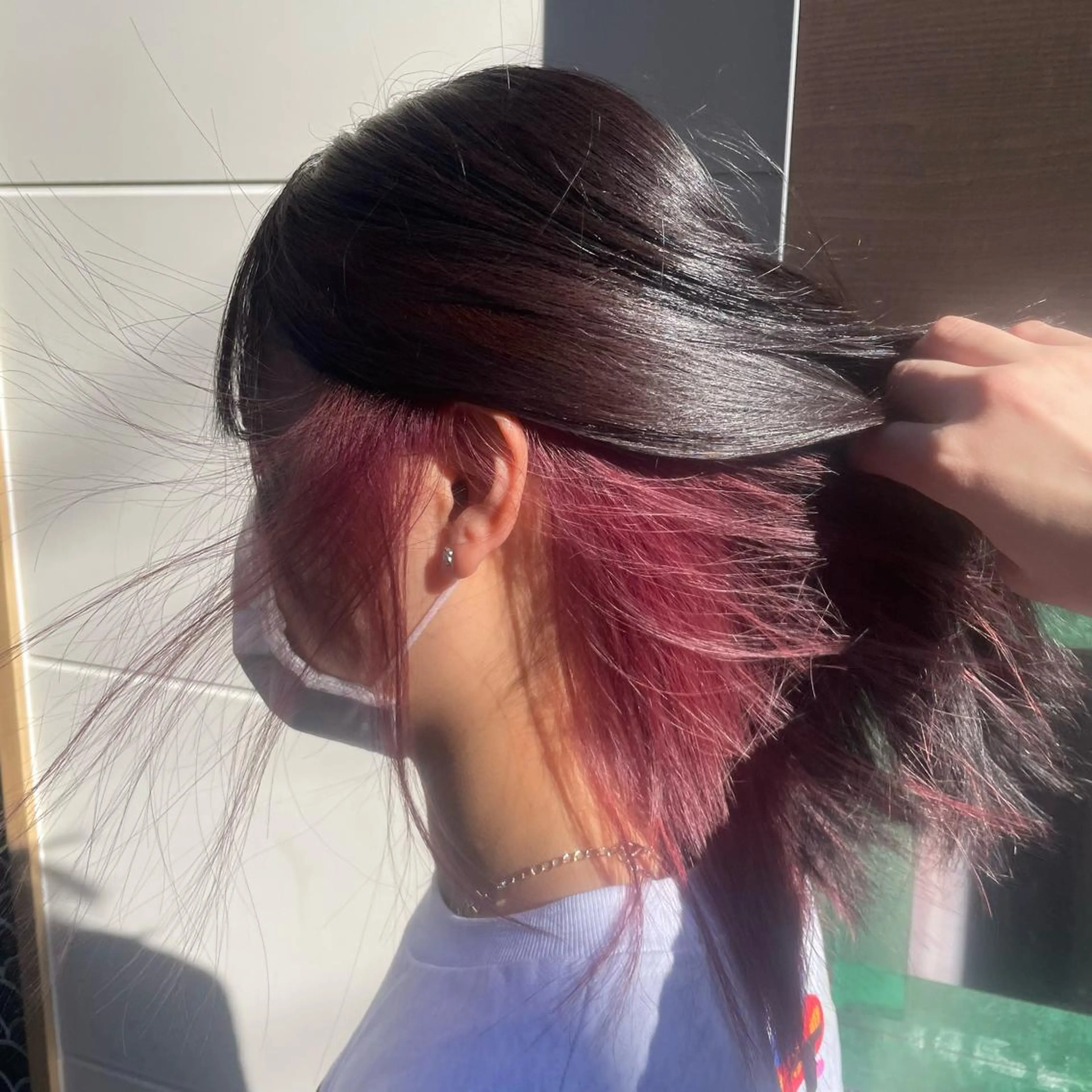 セミロング カラー インナーカラー 🧸赤み消し🐾 ラベンダ/ミルクティのヘアスタイル