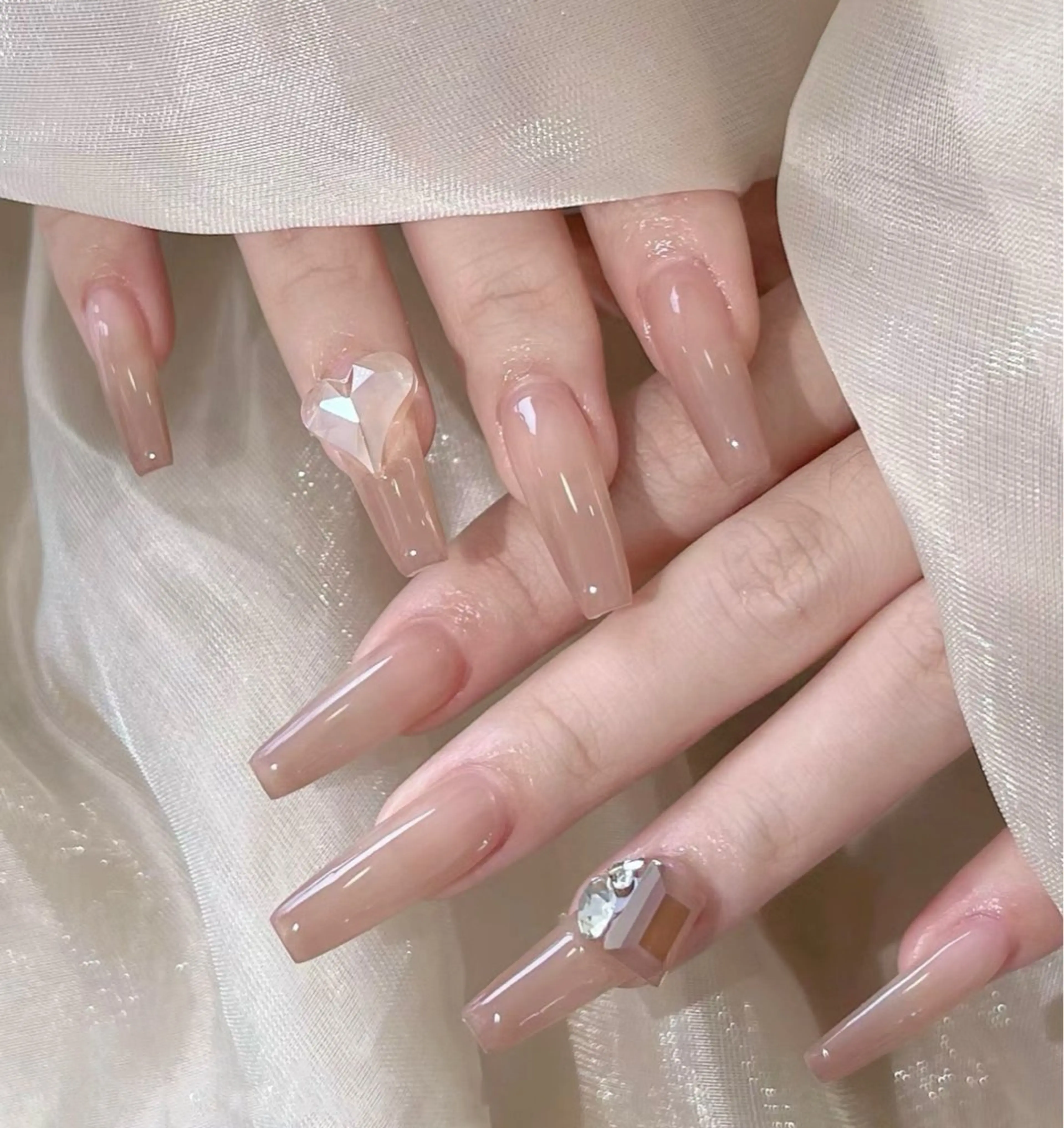 ネイル 長さ出し 持ち込み ネイルチップ ハンドネイル ハンドケア 💕Dreamy KIYO💕のネイルデザイン