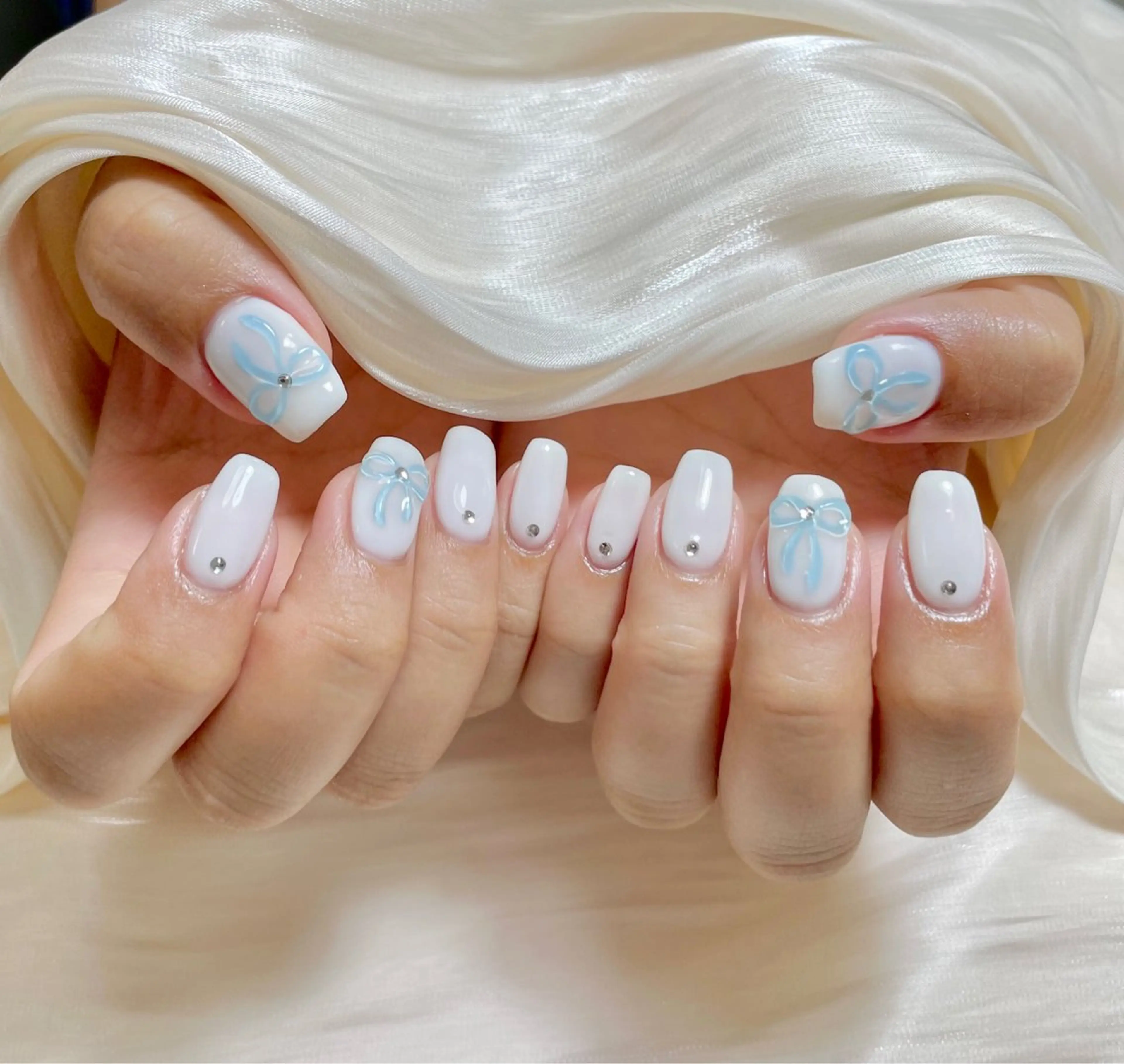 ネイル ハンドネイル ハンドケア 🍑 momo_nailのネイルデザイン