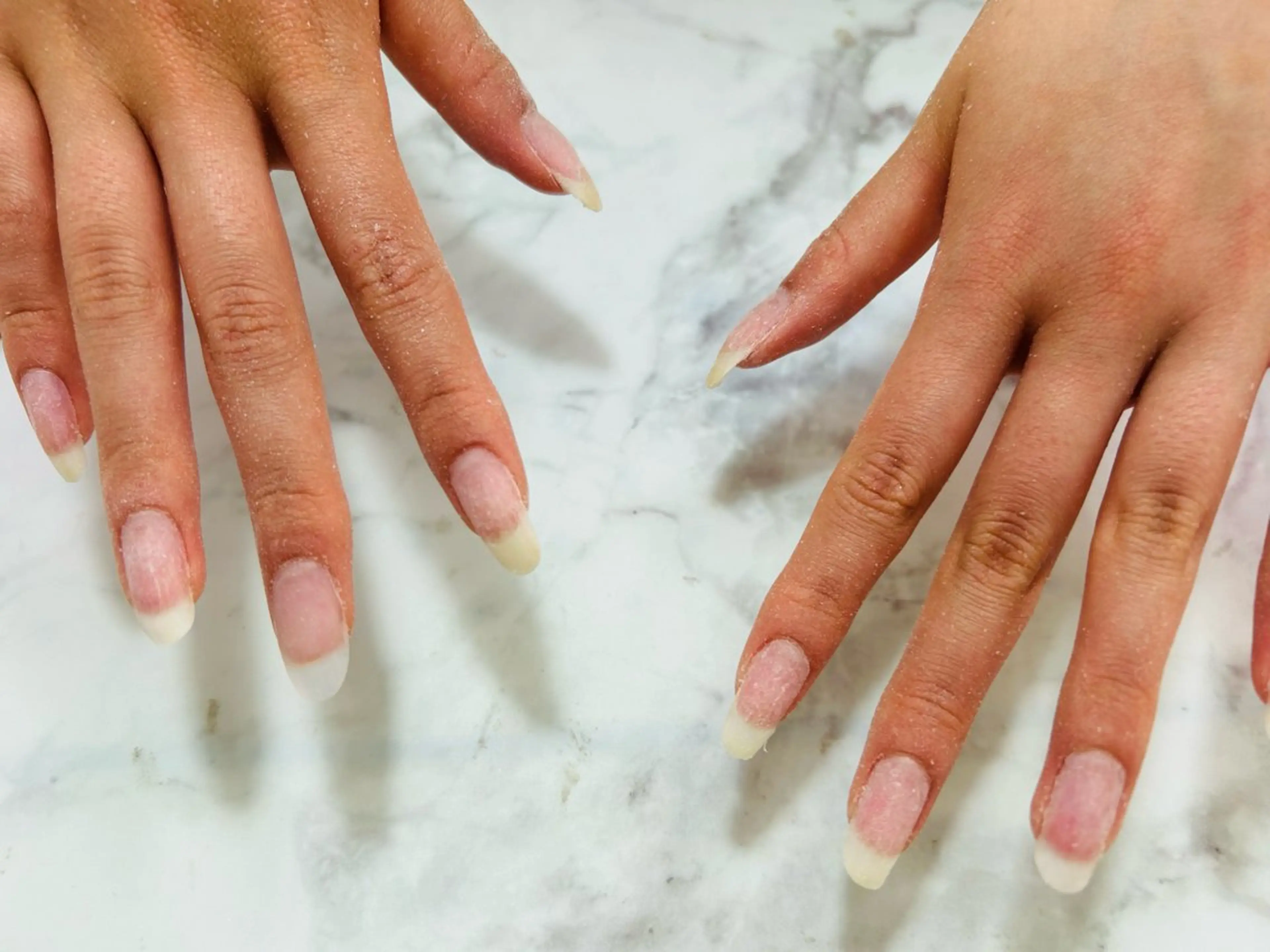 ネイル 松井　遥 りとるうねるま所属のネイルデザイン