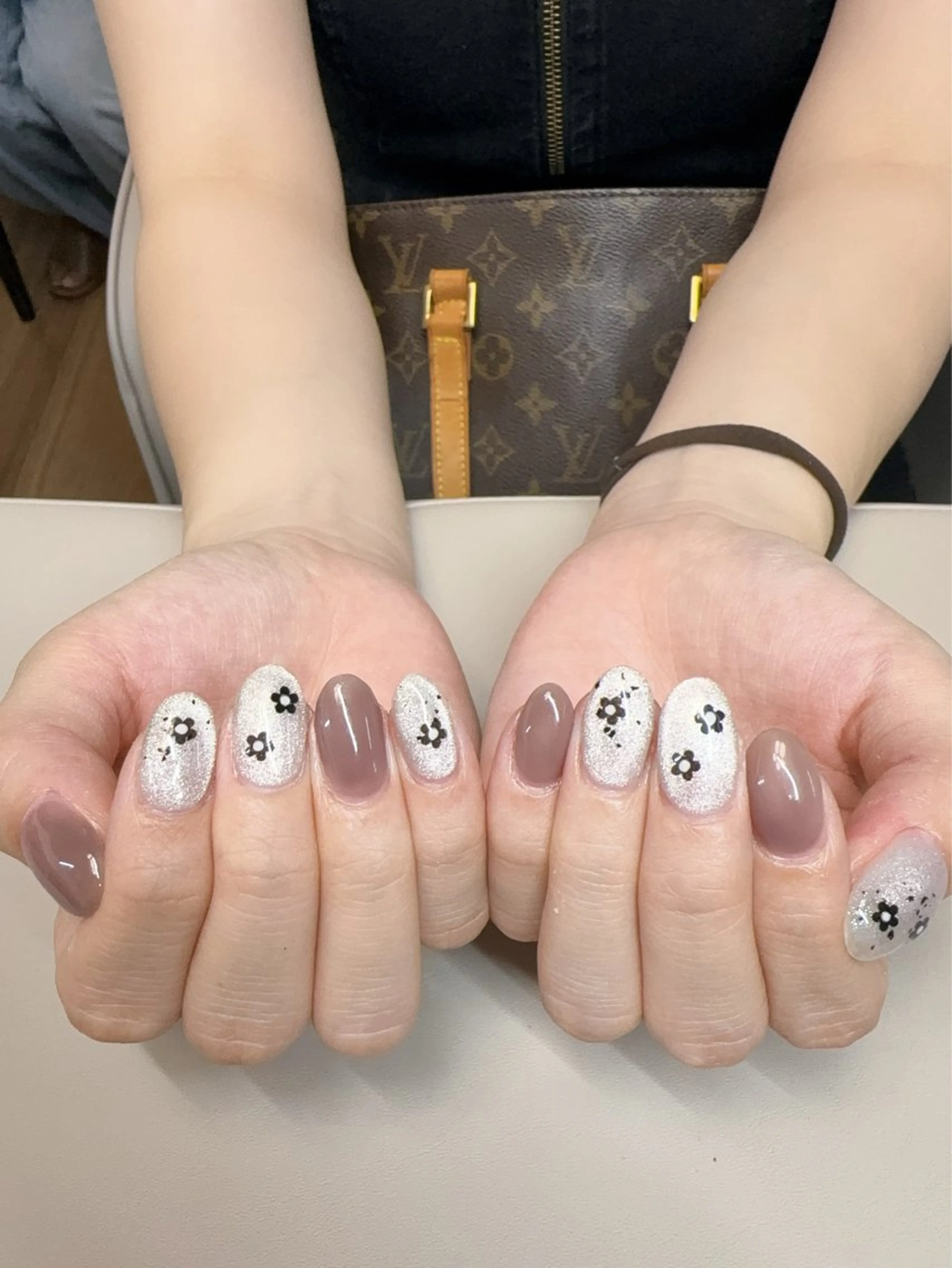 ネイル 成人式 フレンチネイル ジェルネイル グラデーション マグネットネイル Rika  nail cocoのネイルデザイン