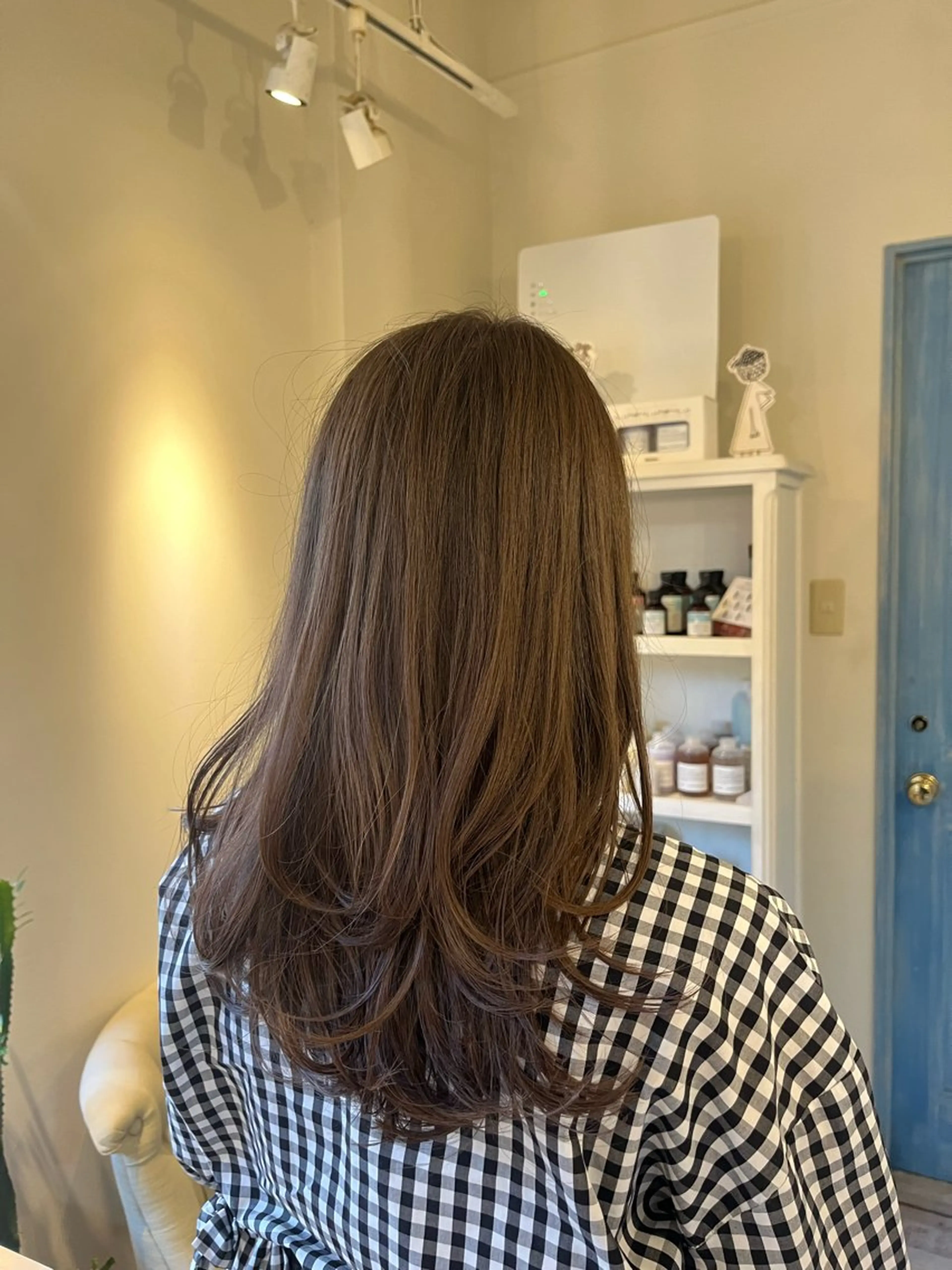 ロング カット ヘアカラー トリートメント よこもり あいのヘアスタイル