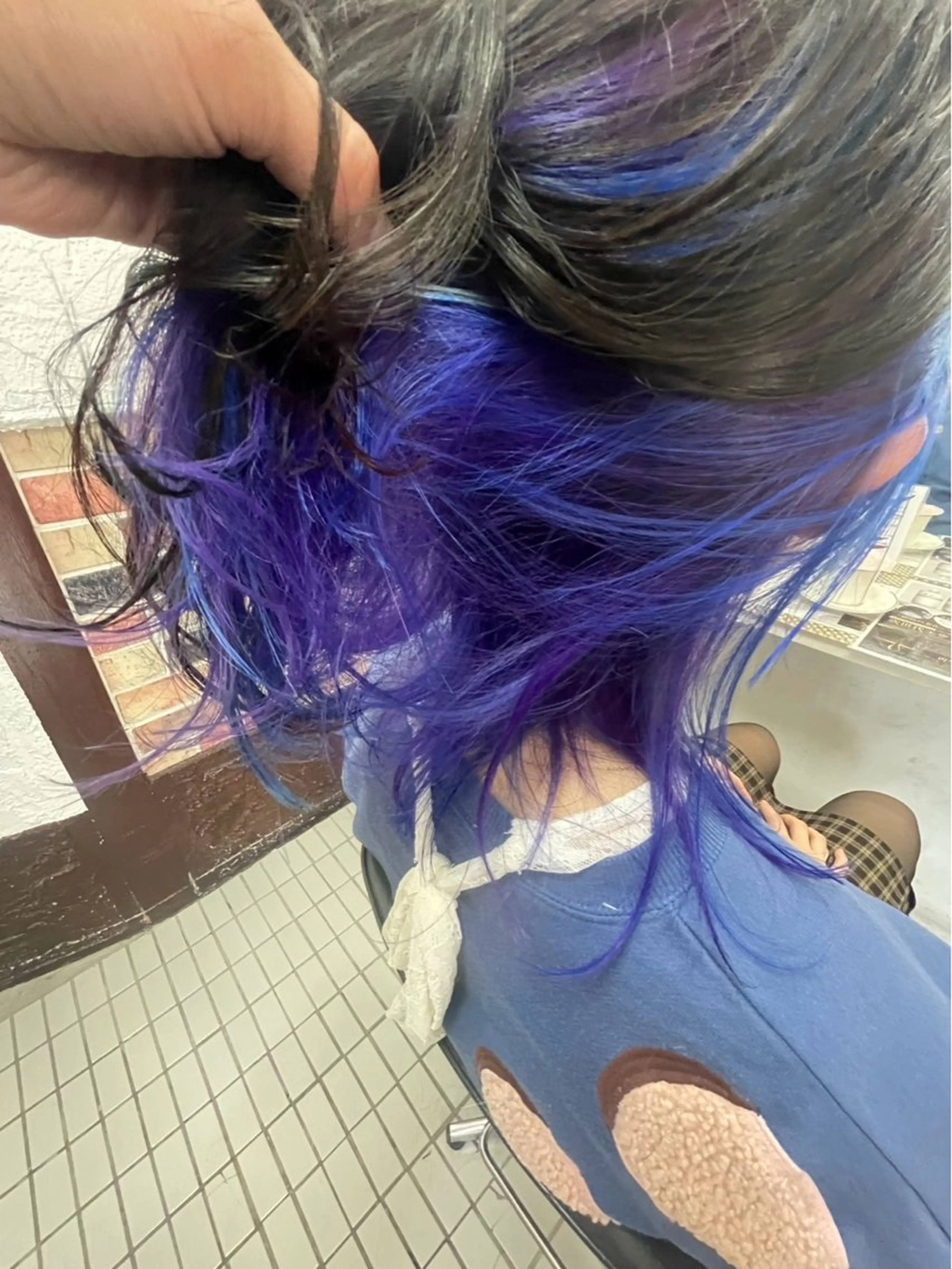 ミディアム カラー ヘアサロン ユリのヘアスタイル