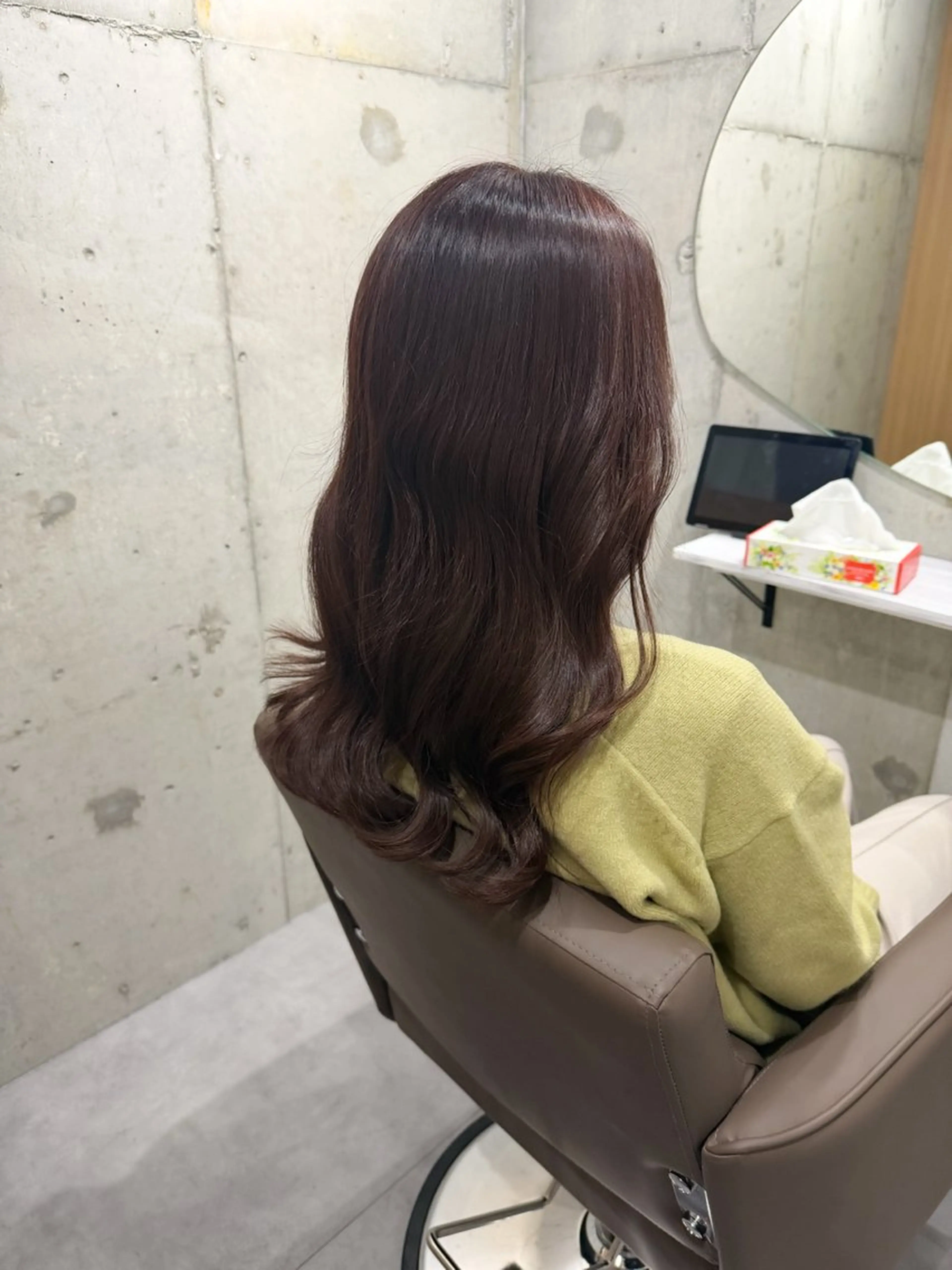 ロング キッズ ピンクブラウン 髪質改善 カット ヘアカラー トリートメント 黒木日那/髪質改善/ グレージュ/レイヤーのヘアスタイル