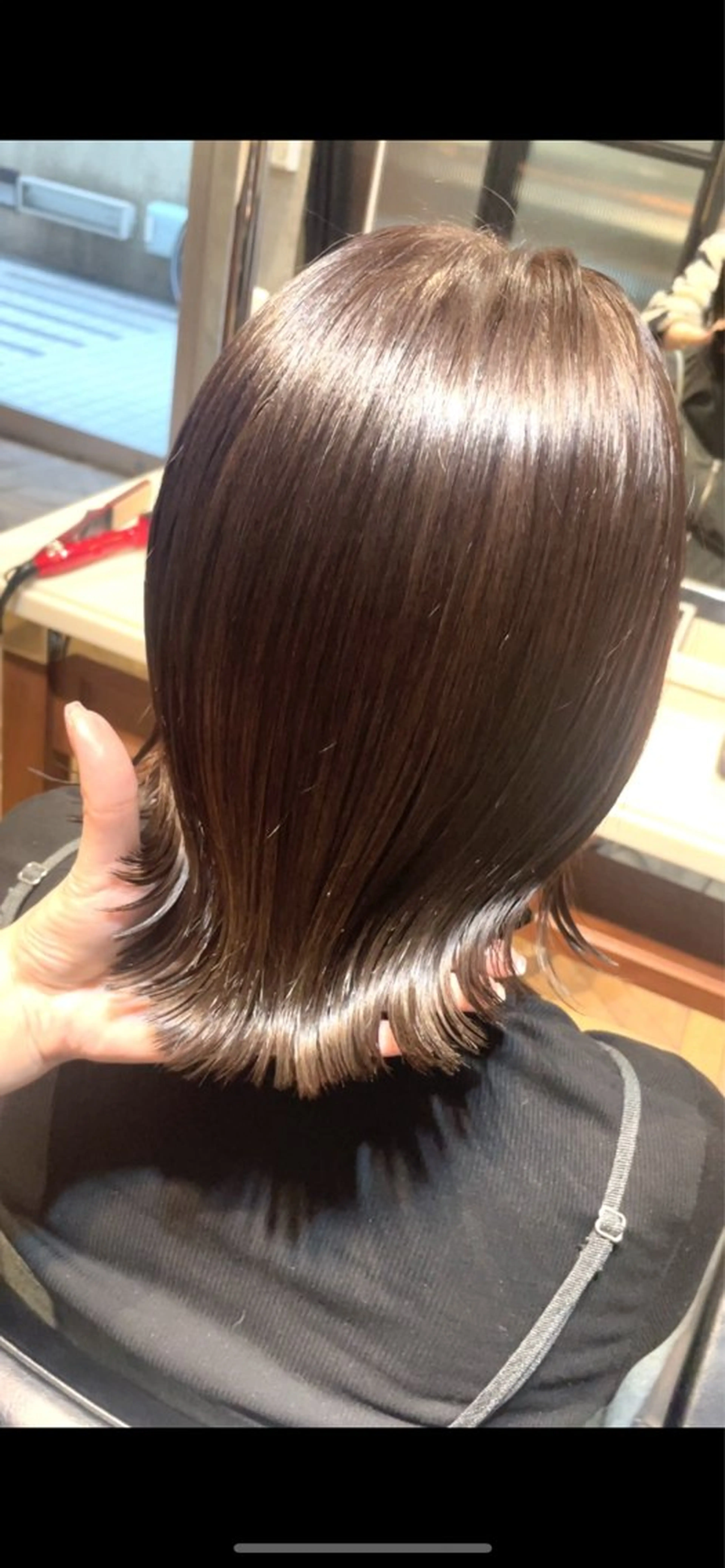 ミディアム カラー ベージュカラー グレージュ オリーブベージュ オリーブカラー オリーブグレージュ カット ヘアカラー トリートメント ご新規様限定 透明感カラーKANAのヘアスタイル