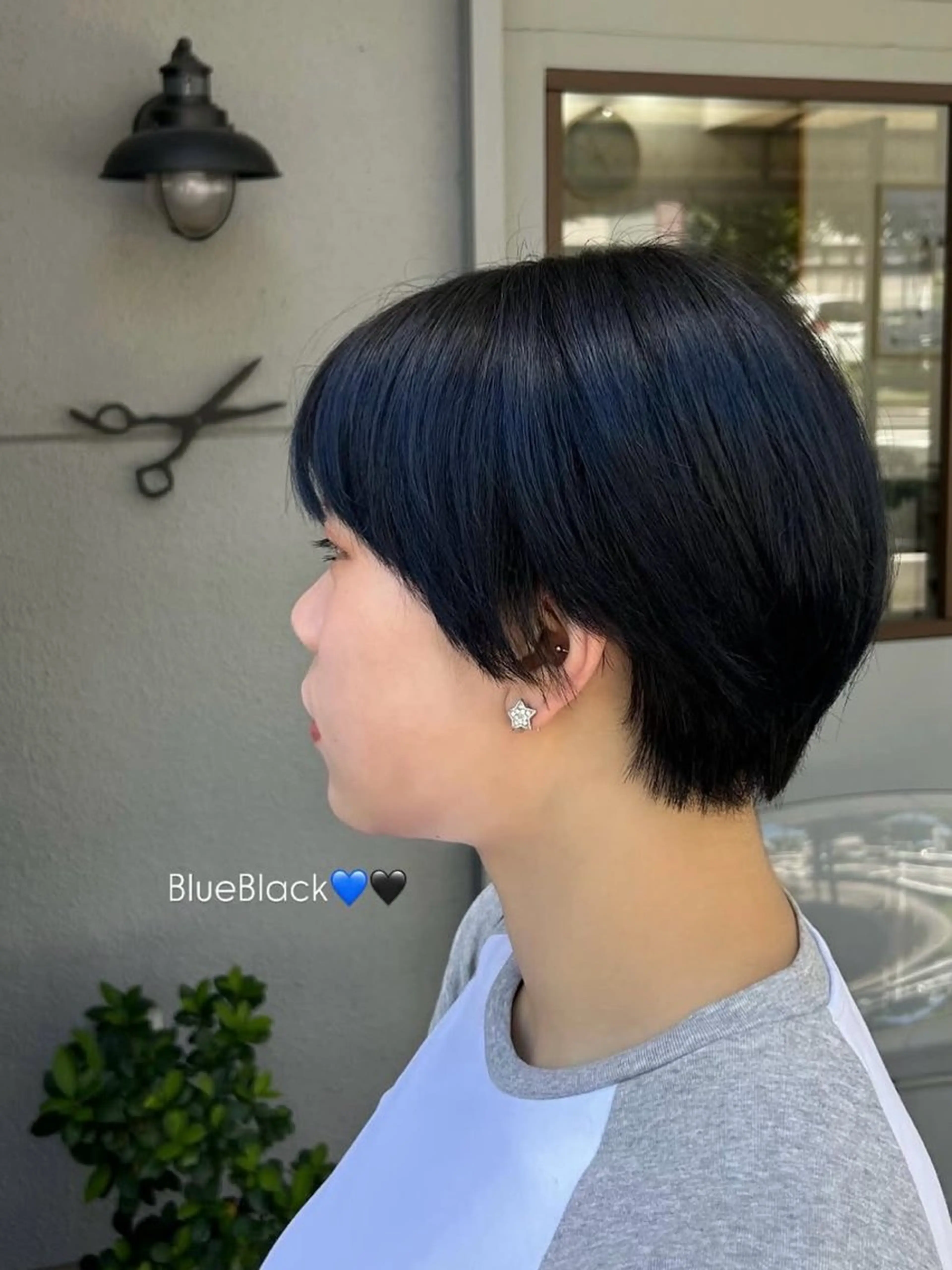 ショート カラー ハイトーンカラー ヘアカラー Nishimura Karinのヘアスタイル