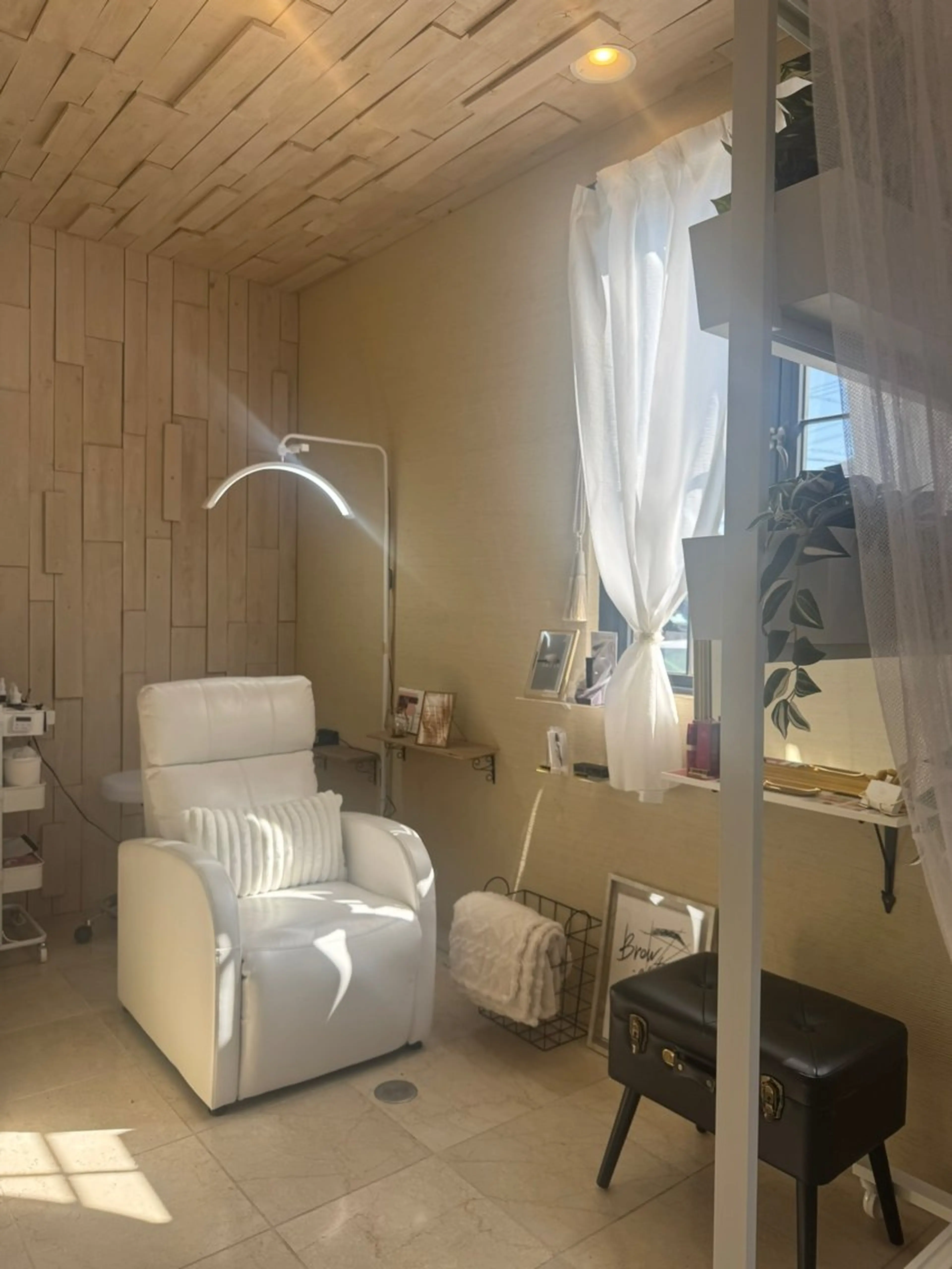 Bankusia 加藤の眉毛・アイブロウイメージ