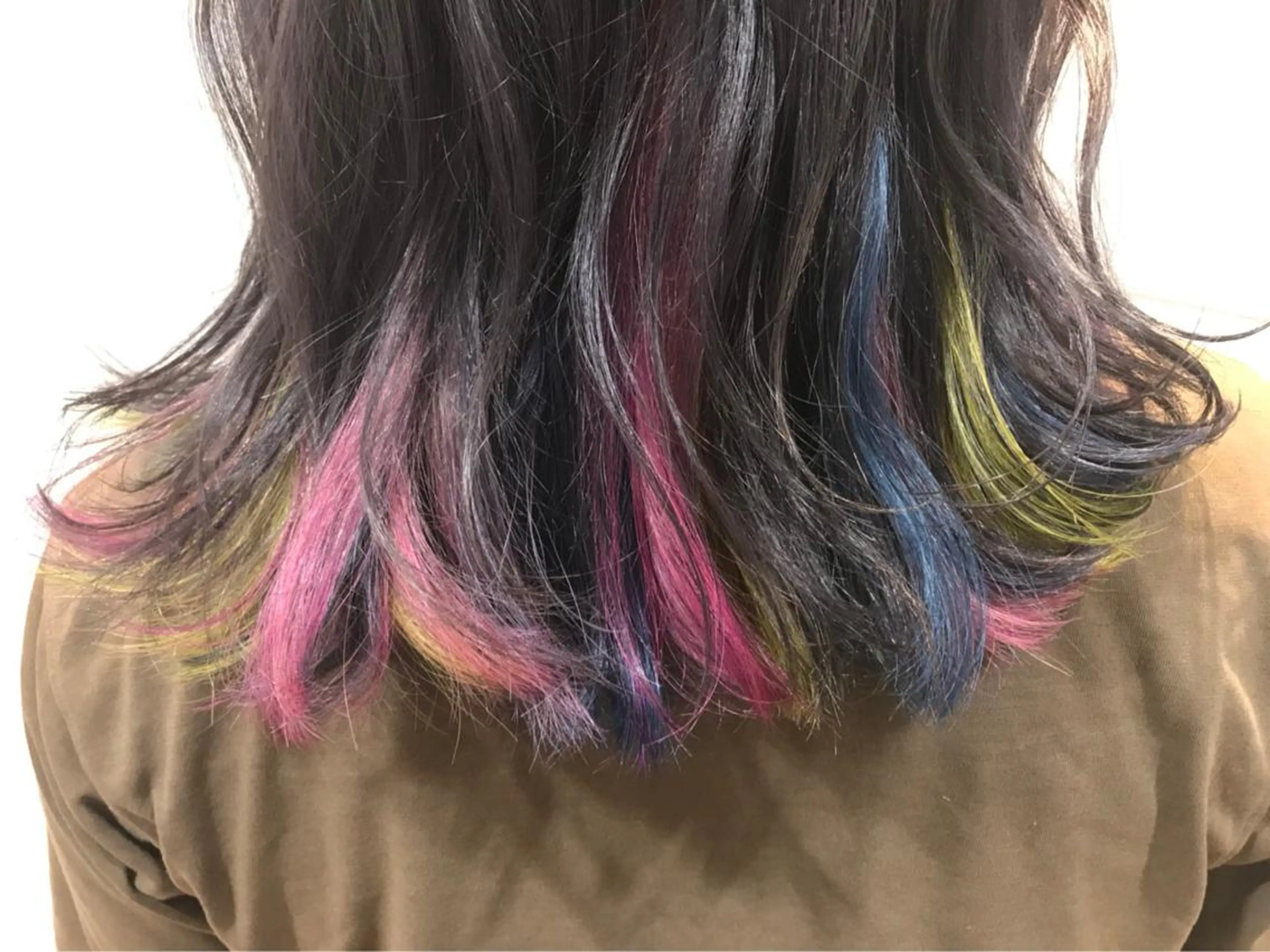 セミロング カラー ユニコーンカラー 🫧セントリック経堂 SAKURA🫧のヘアスタイル