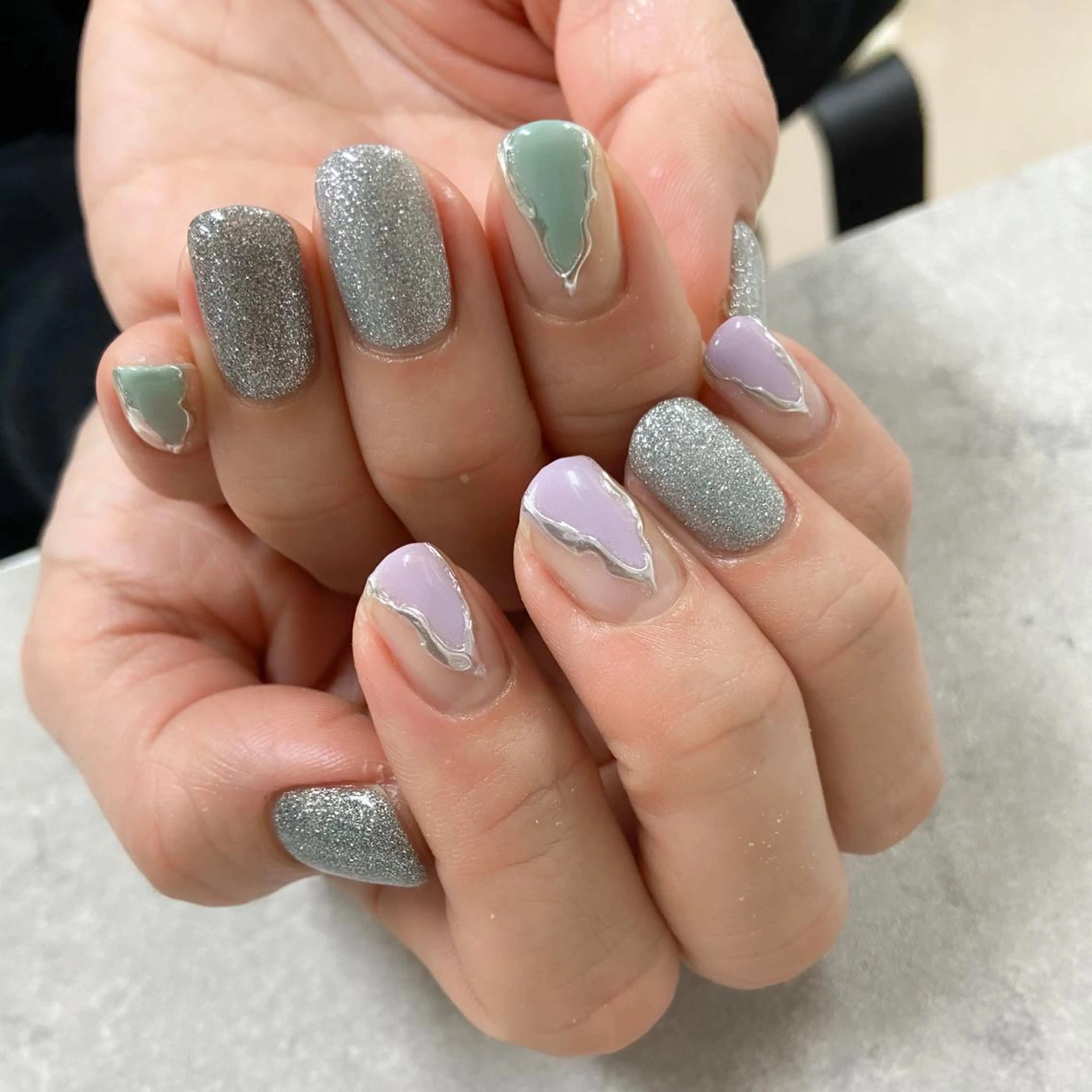 ネイル 黒沢 直子のネイルデザイン