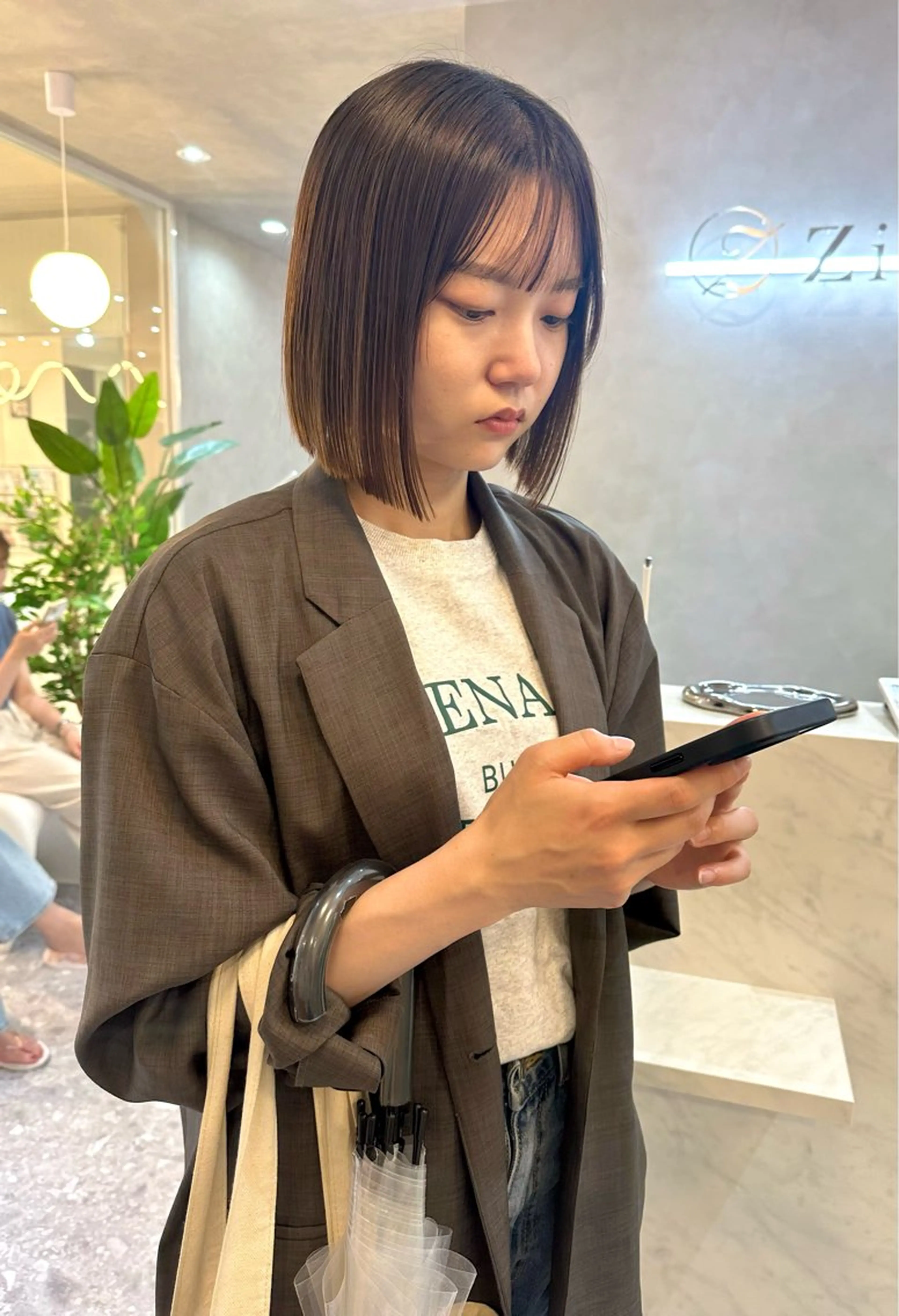 ミディアム ボブ 髪質改善 レイヤー/ボブ/ 顔周り/yukinaのヘアスタイル