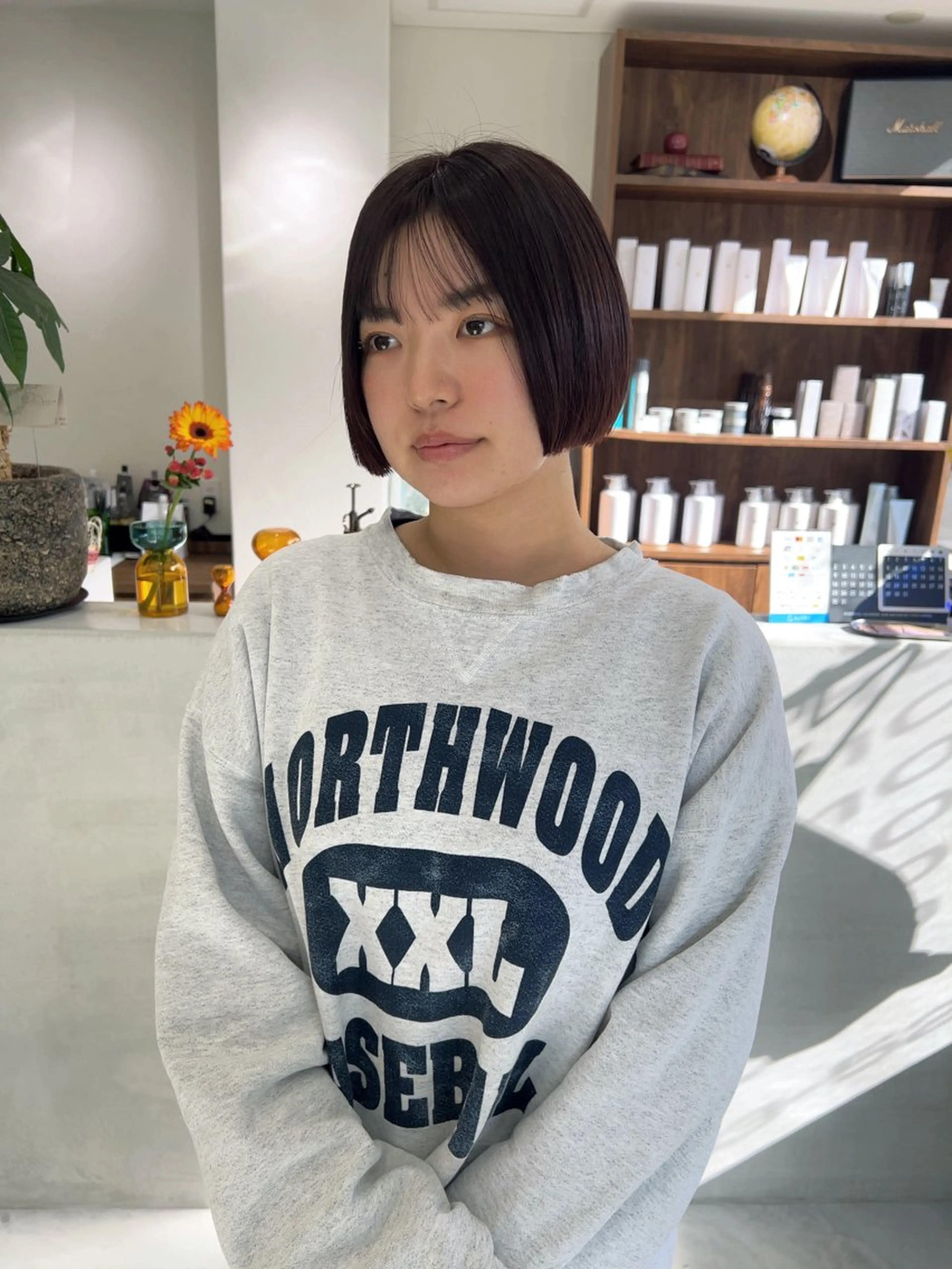 ショート カラー ボブ カット ヘアカラー トリートメント (h)wim ウィムのヘアスタイル