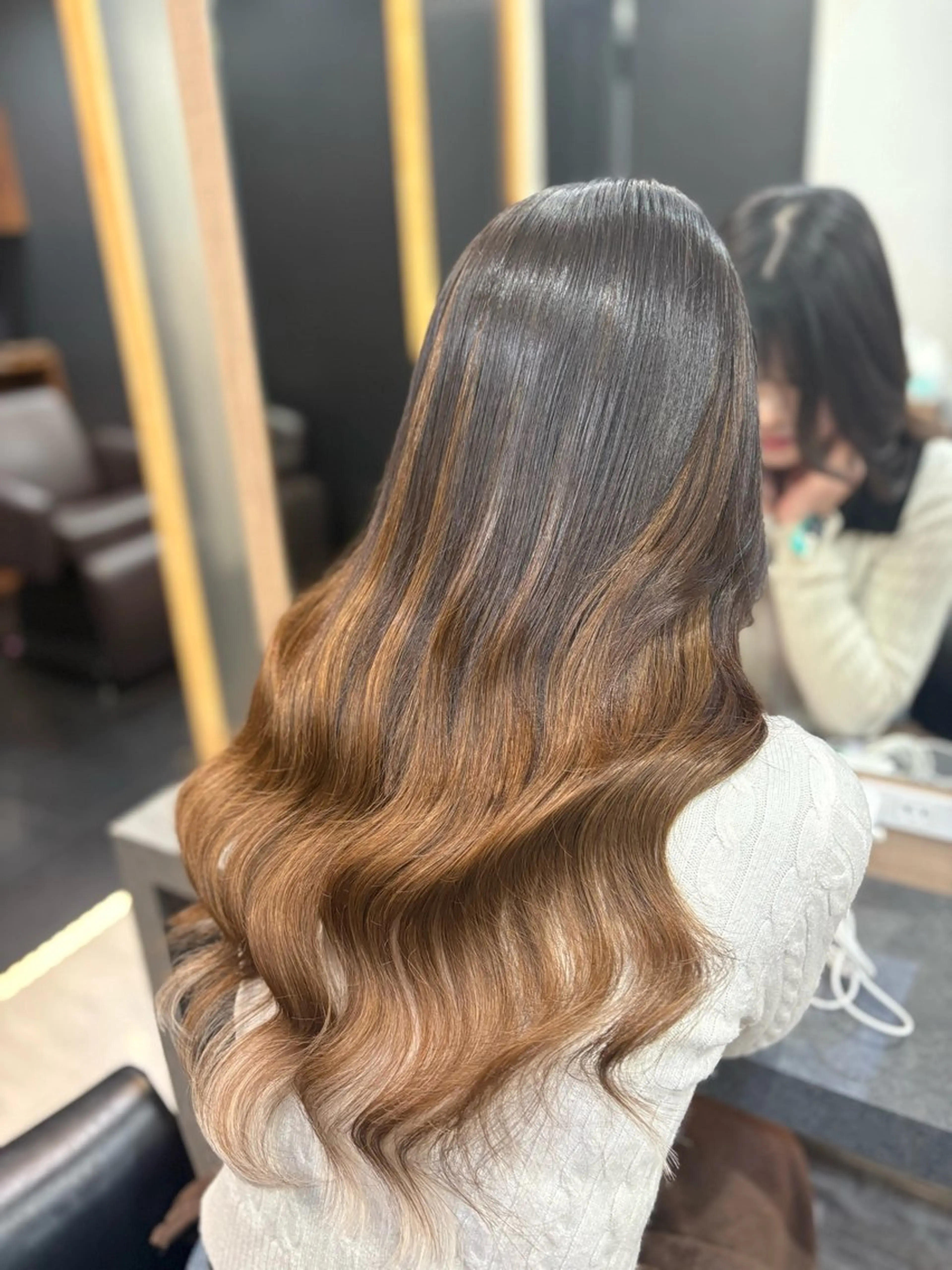 ロング 横浜lapis amaneのヘアスタイル