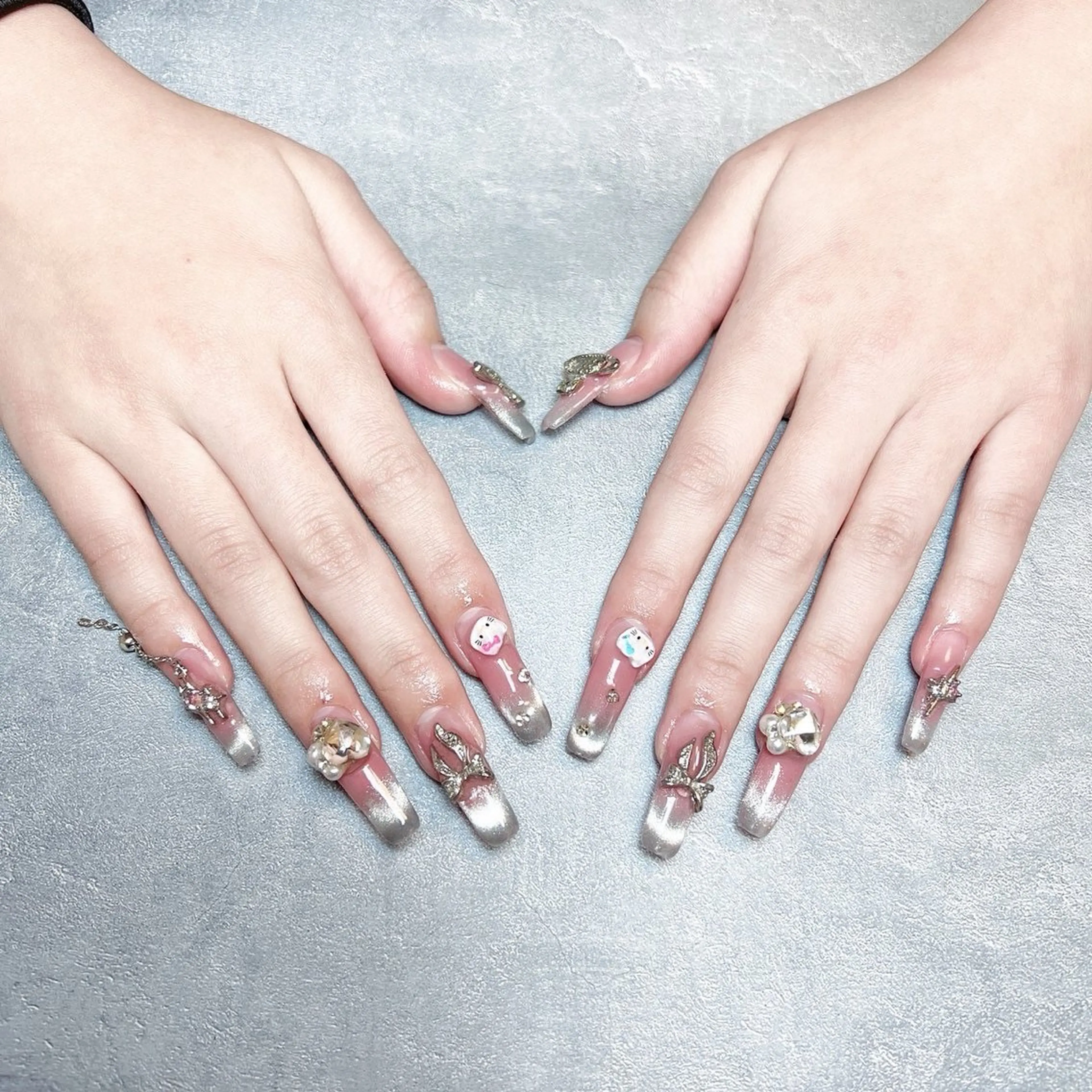 ネイル ☁️Yun nail Rin☁️のネイルデザイン