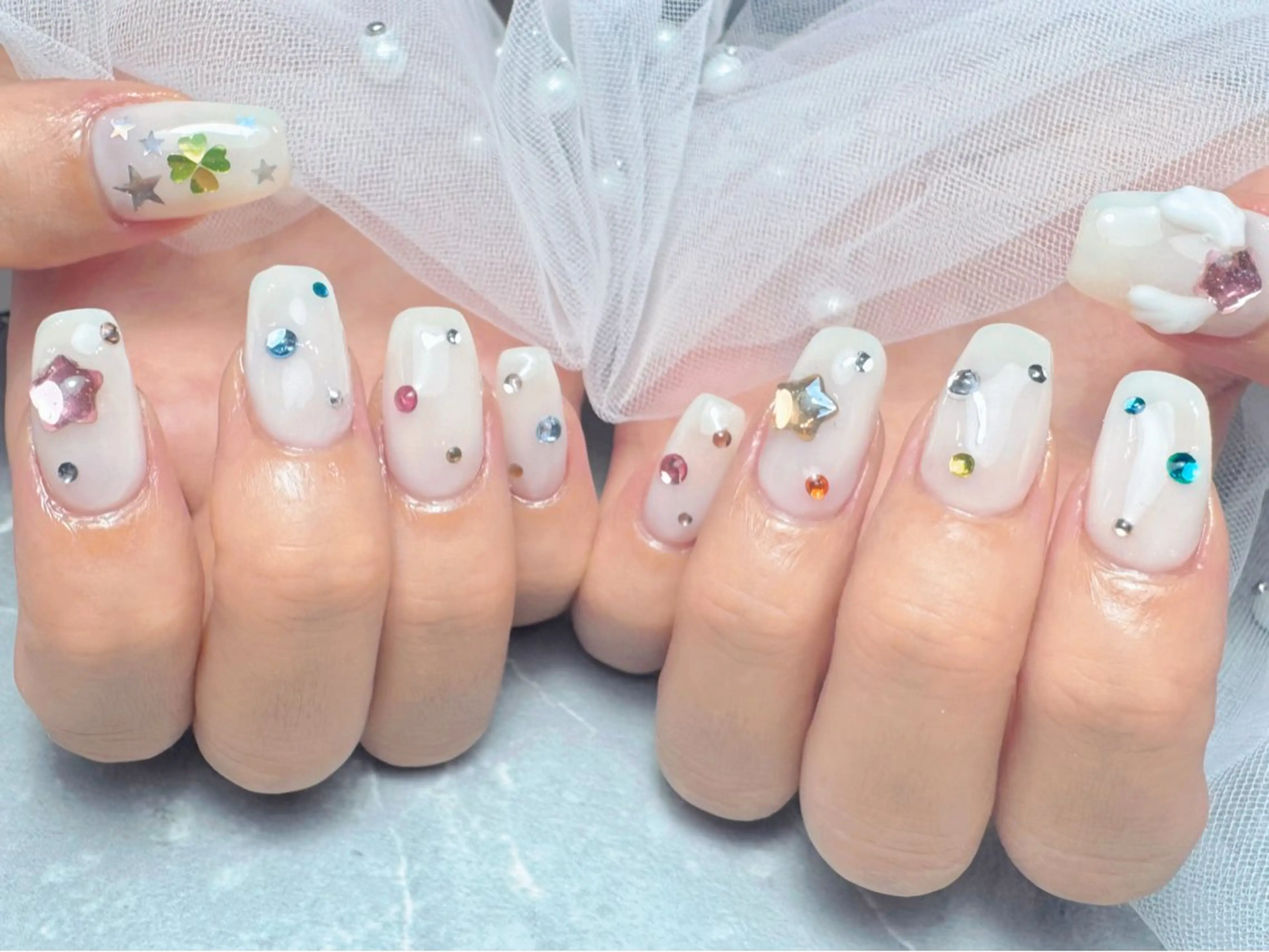 ネイル マジック ミラーのネイルデザイン