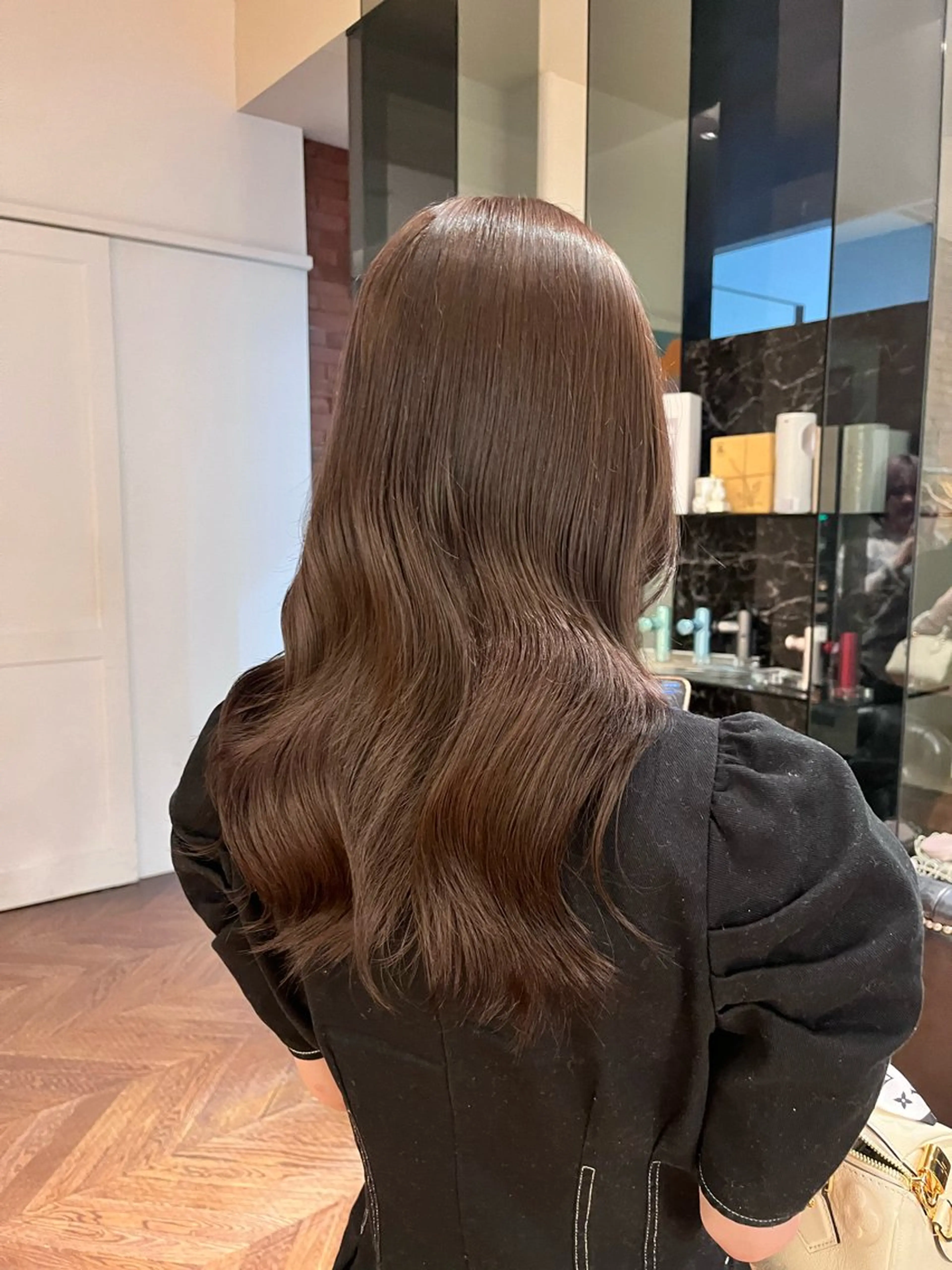 セミロング ヘアカラー niko RINKAのヘアスタイル