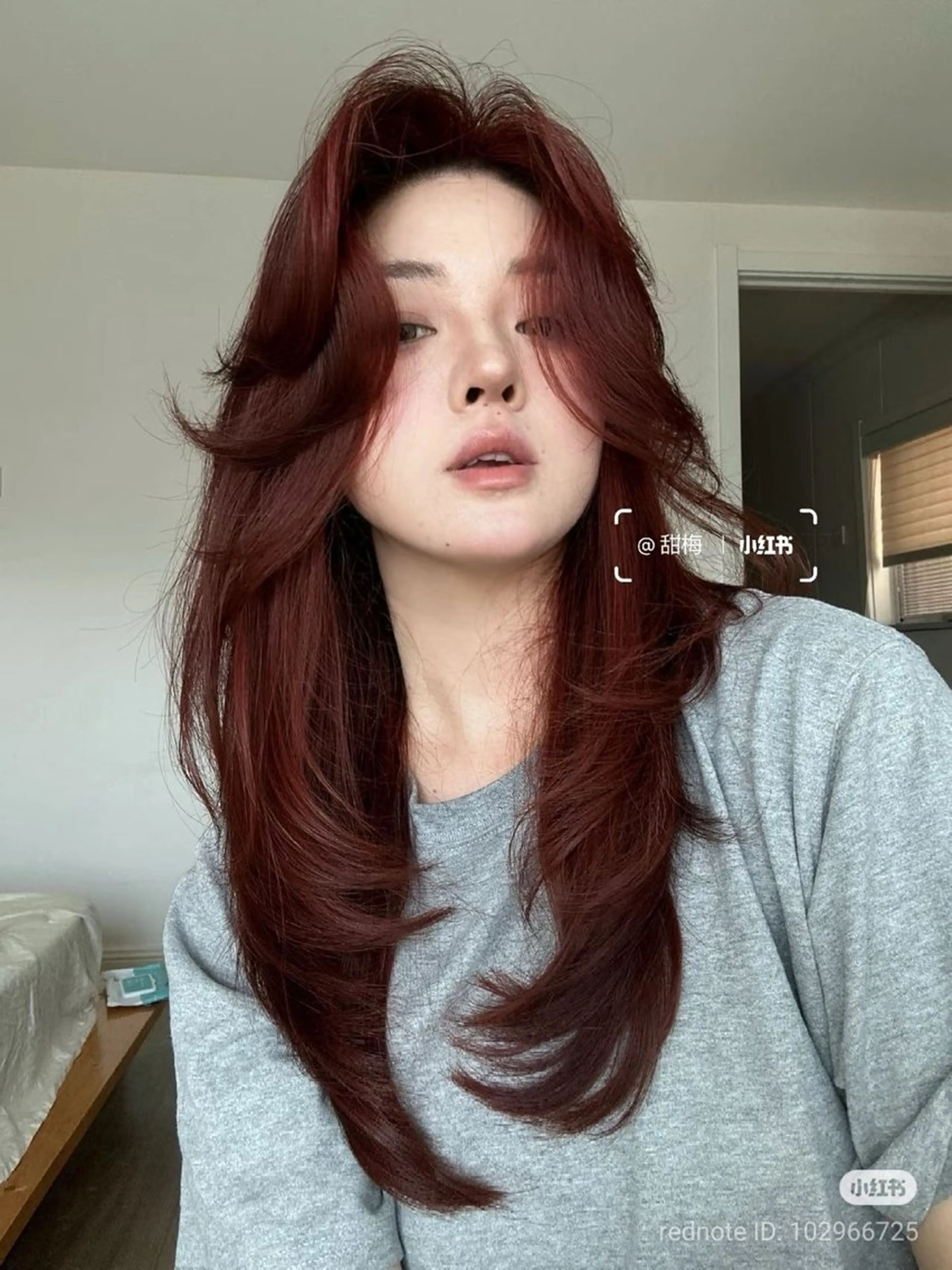 ロング カラー ヘアアレンジ レッドカラー 髪質改善 韓国風ヘア レイヤーカット トリートメント ヘアカラー トリートメント ヘッドスパ ヘアセット 💎韓国/ レイヤー カット/ 暖色🫧のヘアスタイル