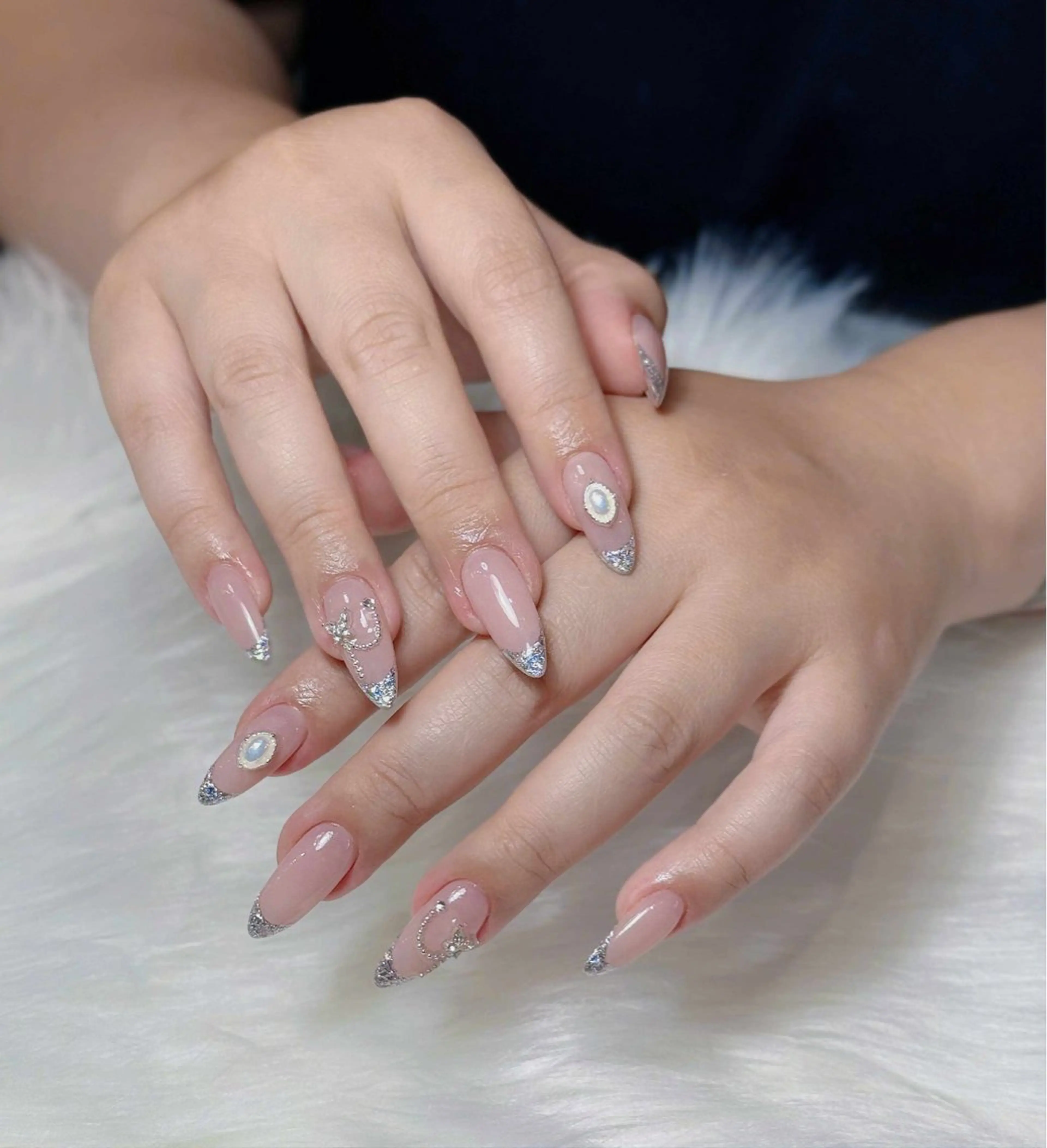 ネイル オーロラネイル チークネイル フットネイル フレンチネイル ジェルネイル ハンドネイル Nichi Nailsのネイルデザイン