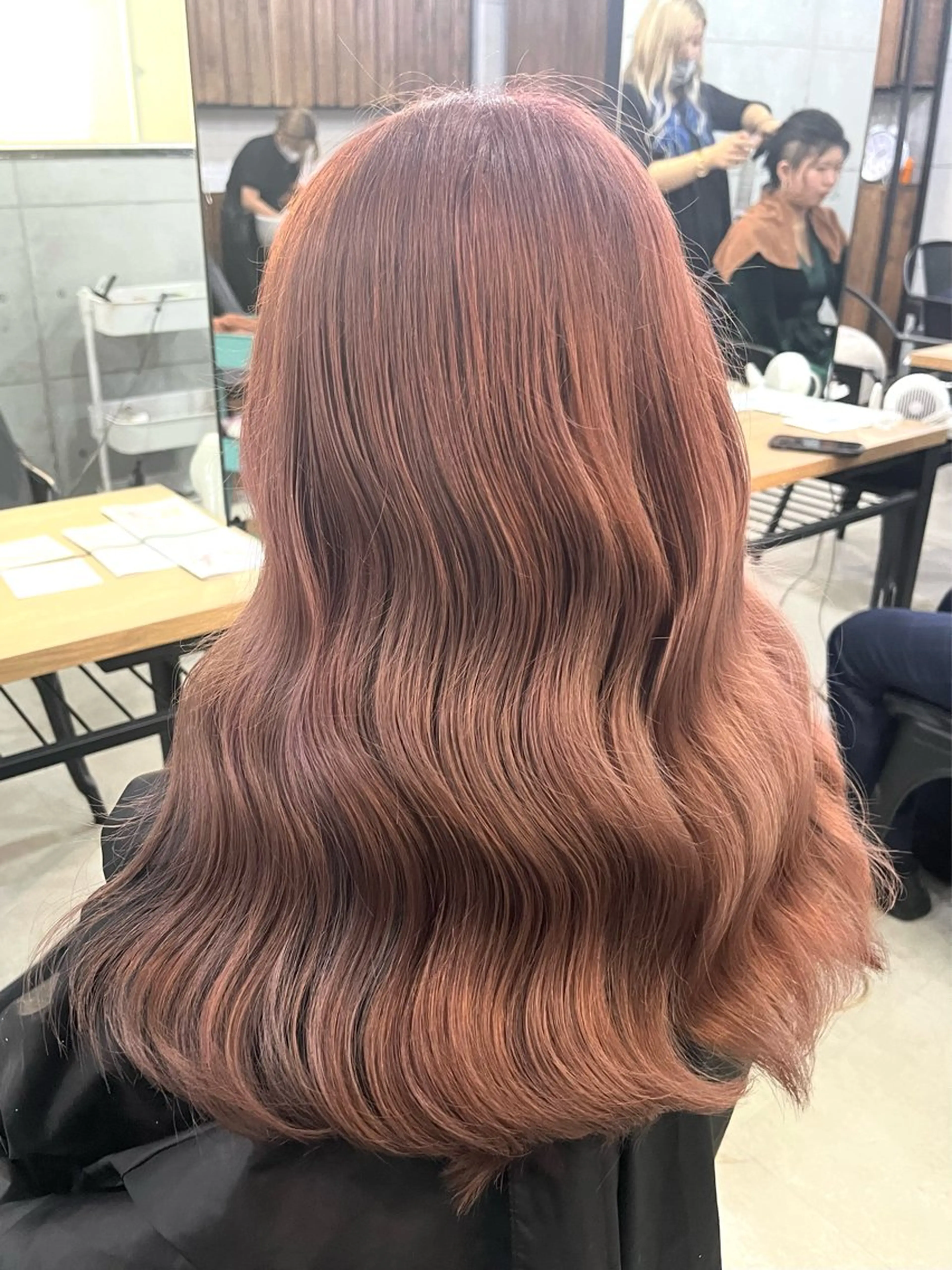 ロング カット ヘアカラー トリートメント 🌈カラー特化 ハイトーンけいと🌈のヘアスタイル