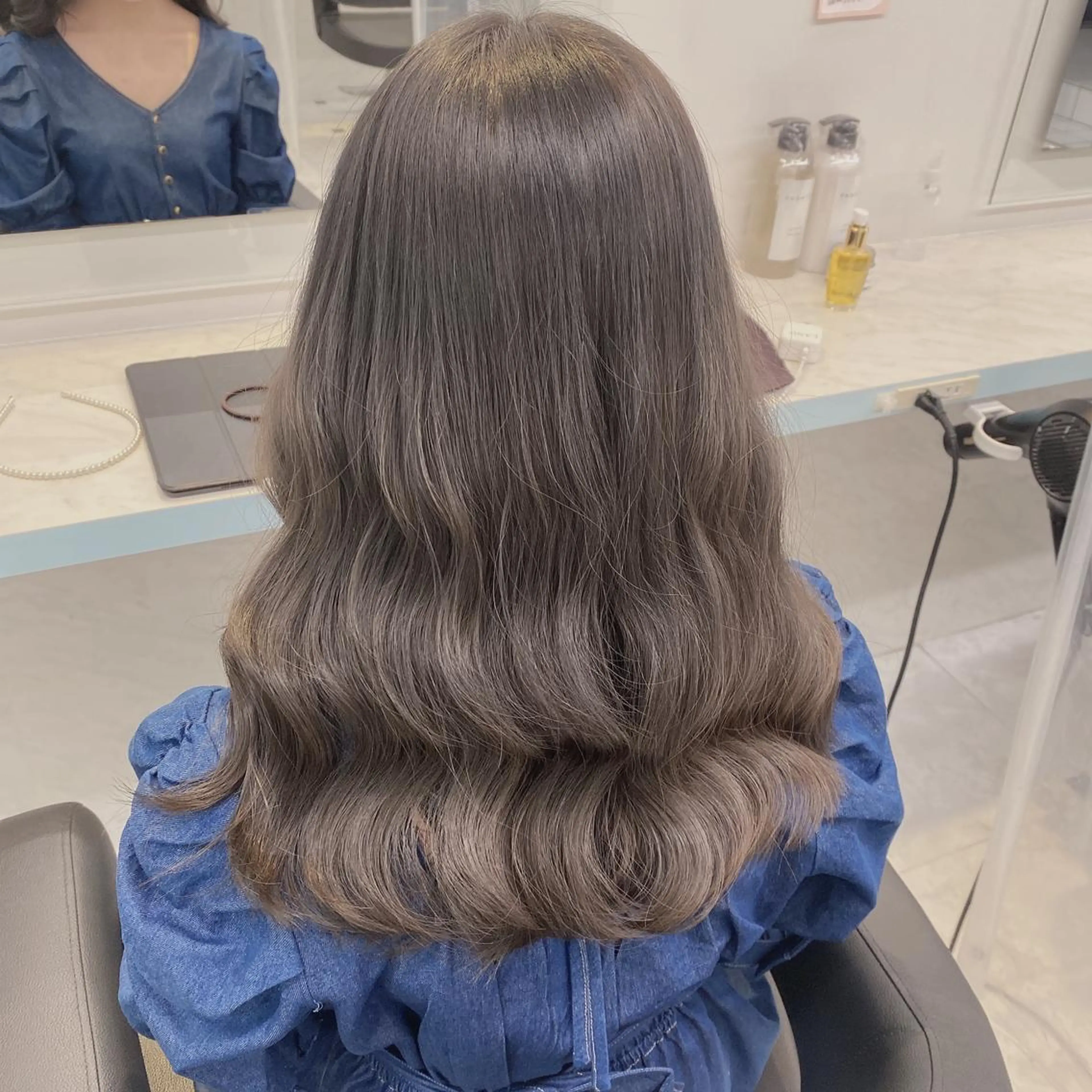 ロング ヘアカラー トリートメント ヘッドスパ ヘアセット 公式🎠LAND 池袋店🎠のヘアスタイル