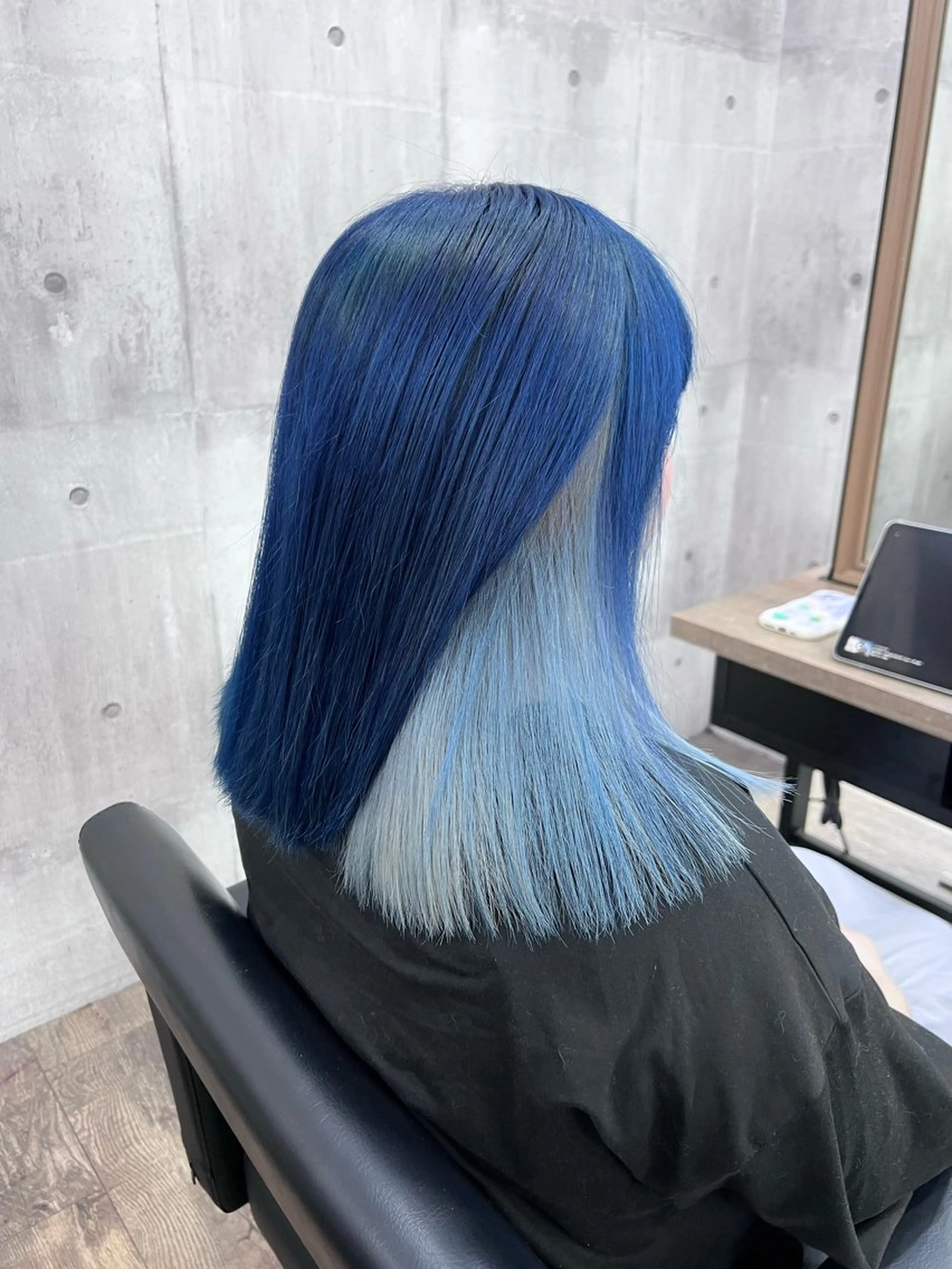 セミロング ボブ ハイライト レイヤーカット サニーサイド大名 ダブルカラー髪質改善のヘアスタイル