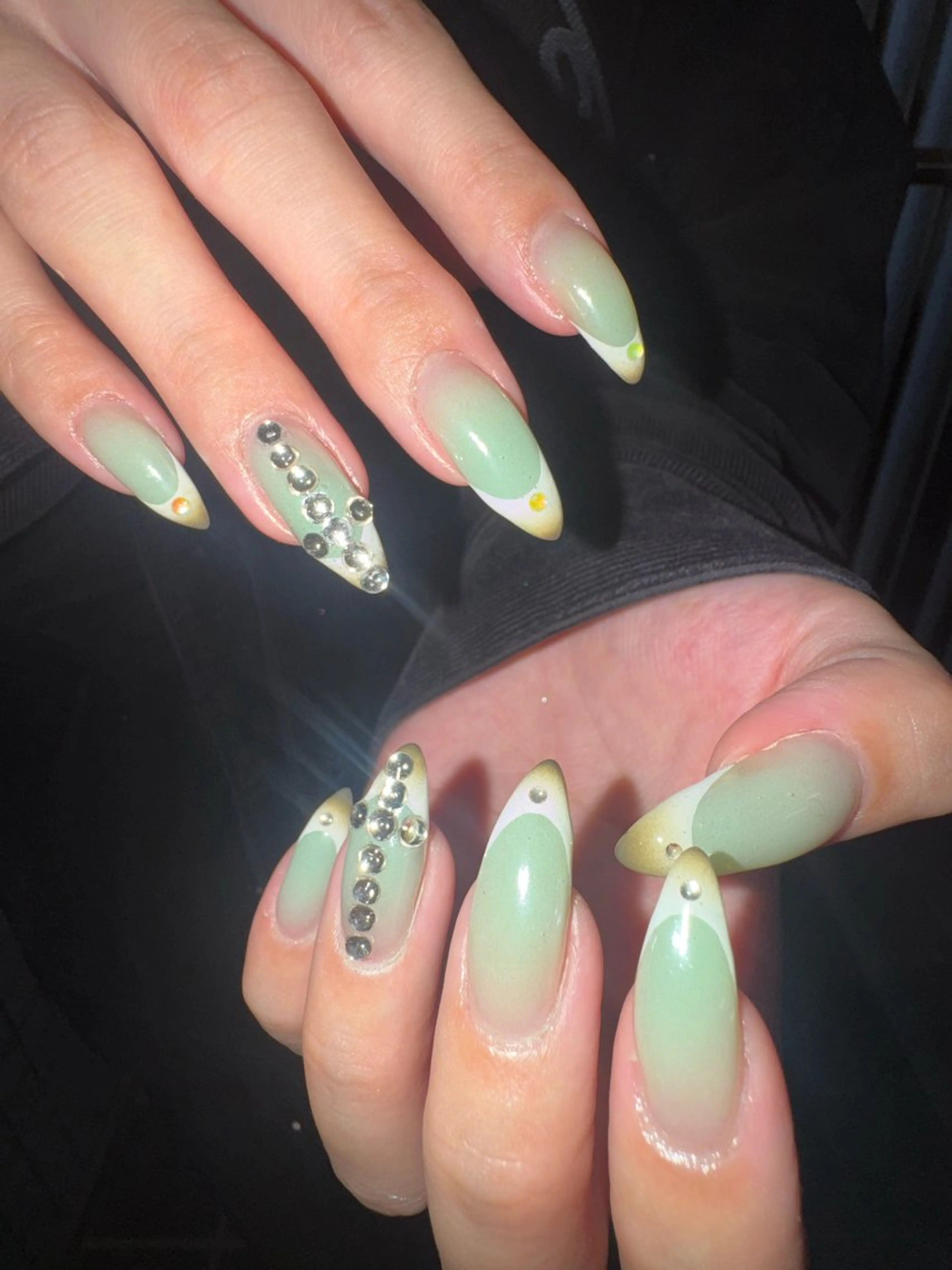 ネイル ハンドネイル フットネイル MITSUKI🪡 海外/個性派/ロングのネイルデザイン