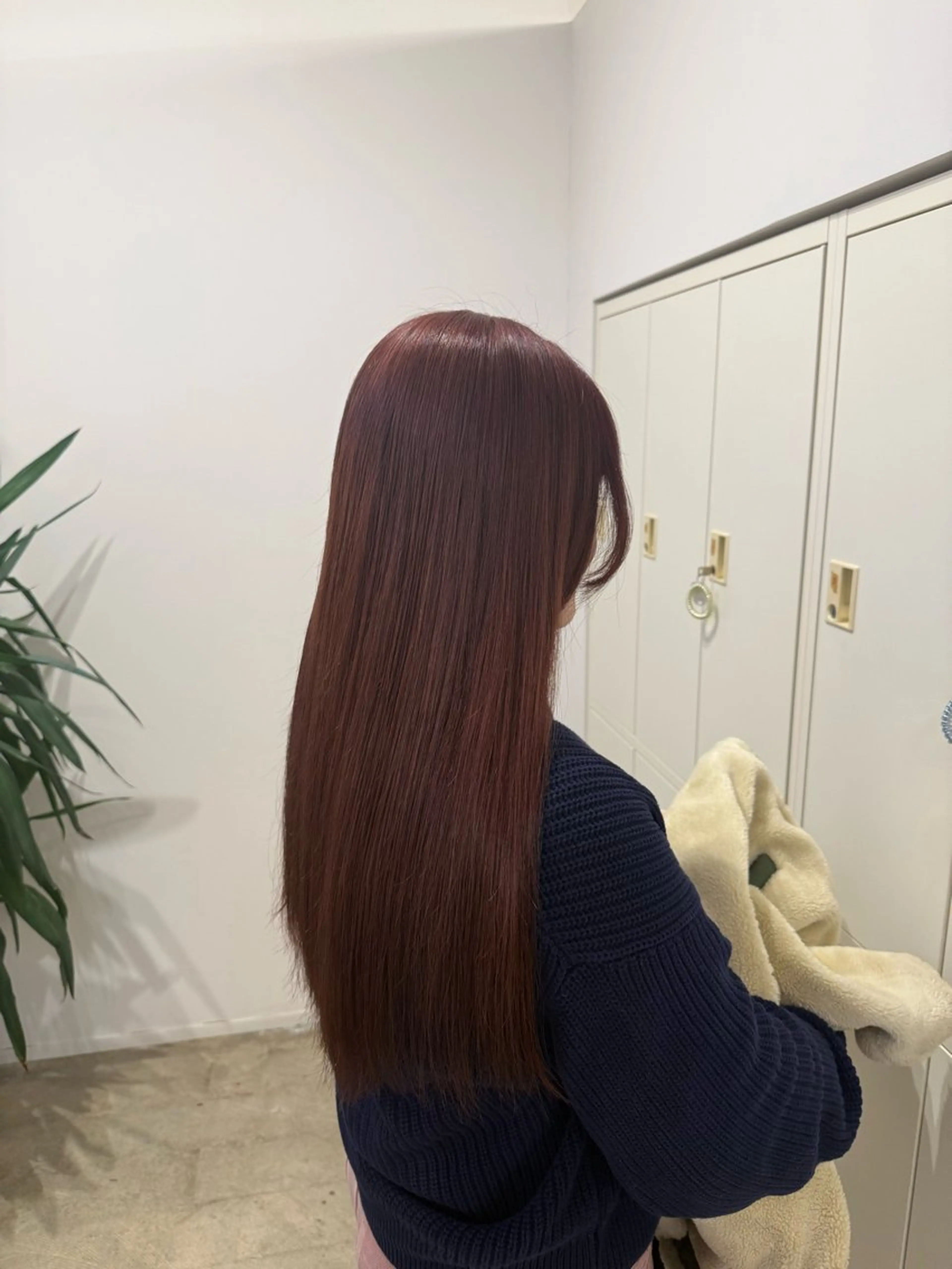 ロング カラー ブリーチ ダブルカラー ブリーチなしカラー ピンクカラー レッドカラー カット ヘアカラー eclat hair's BEAU group所属・吉川 莉央のヘアスタイル