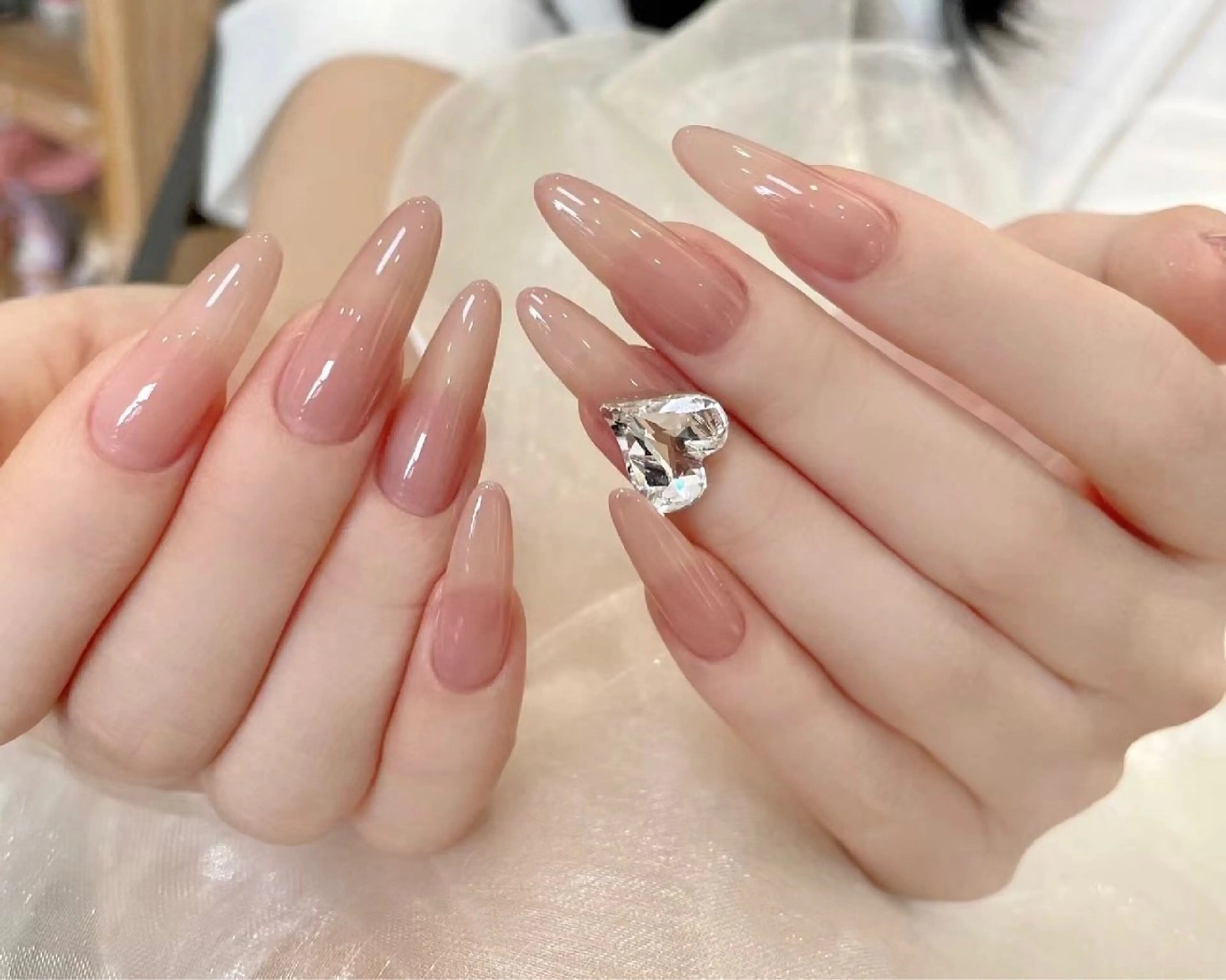 ❤️‍🔥【チップ長さだし10本】ワンカラーorラメグラデ(ストーン2個無料)の写真