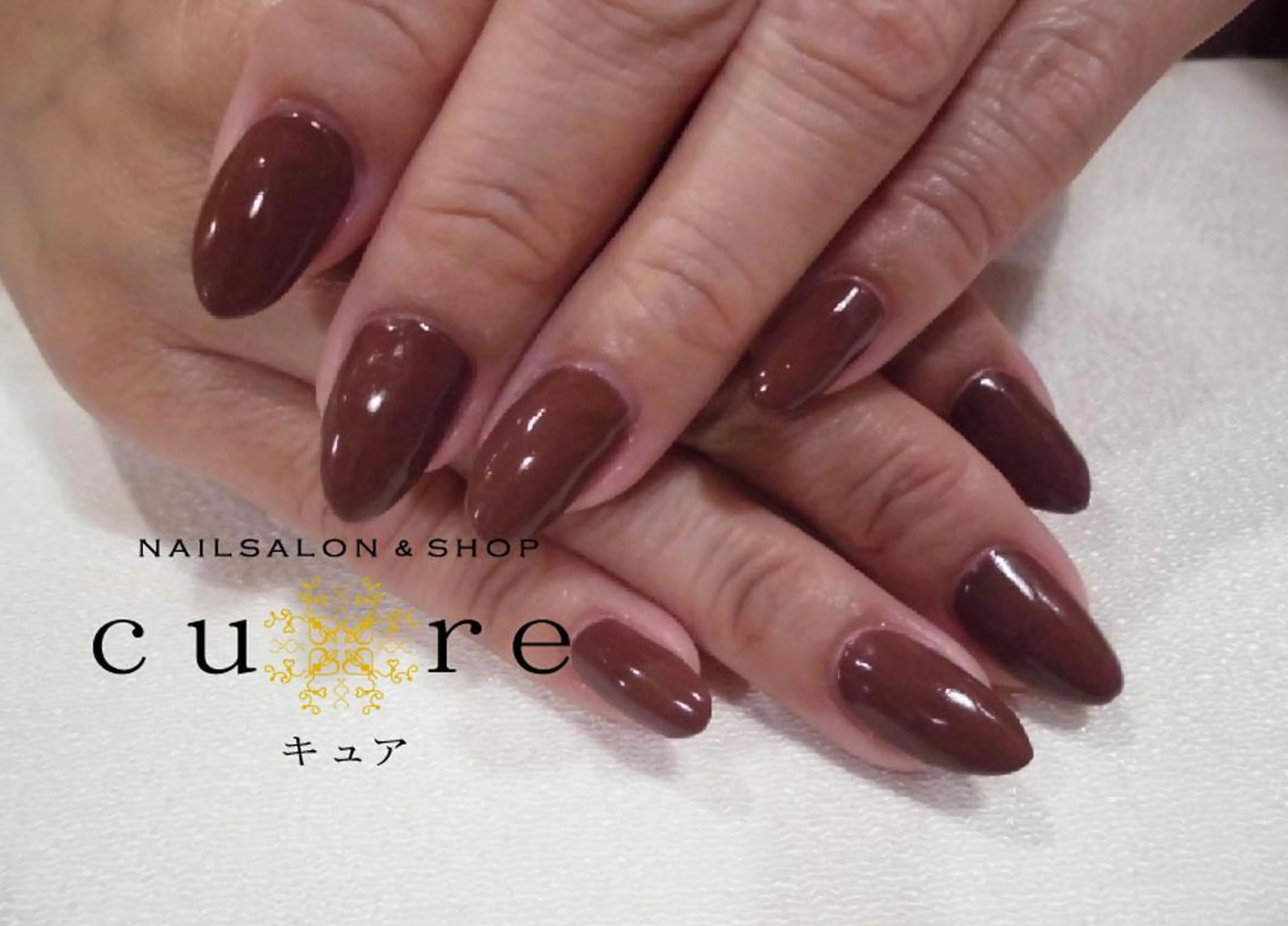 ミディアム ネイル ハンドネイル ネイルサロン Cureのネイルデザイン