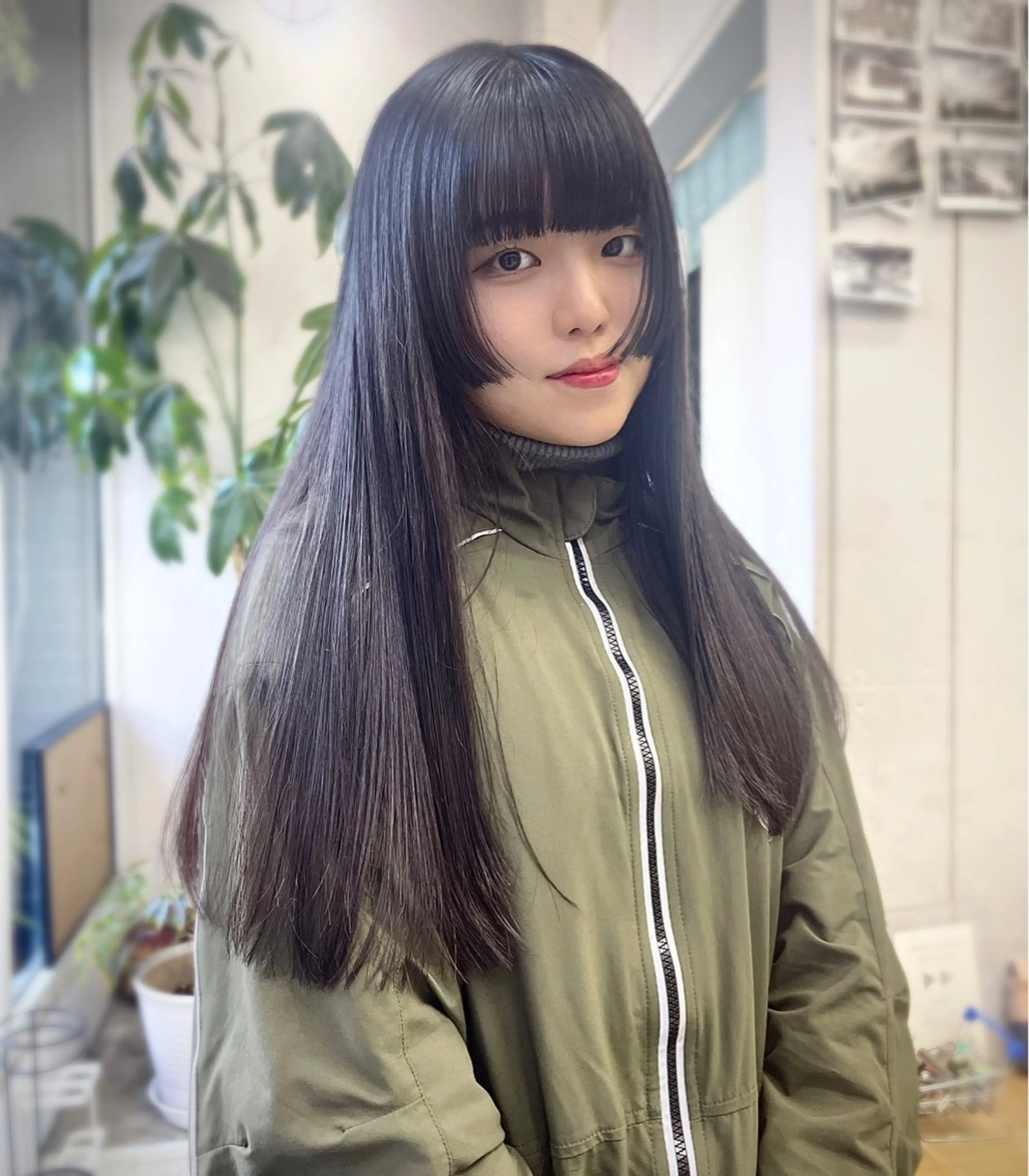 ロング Ann./艶髪 /レイヤーカットのヘアスタイル