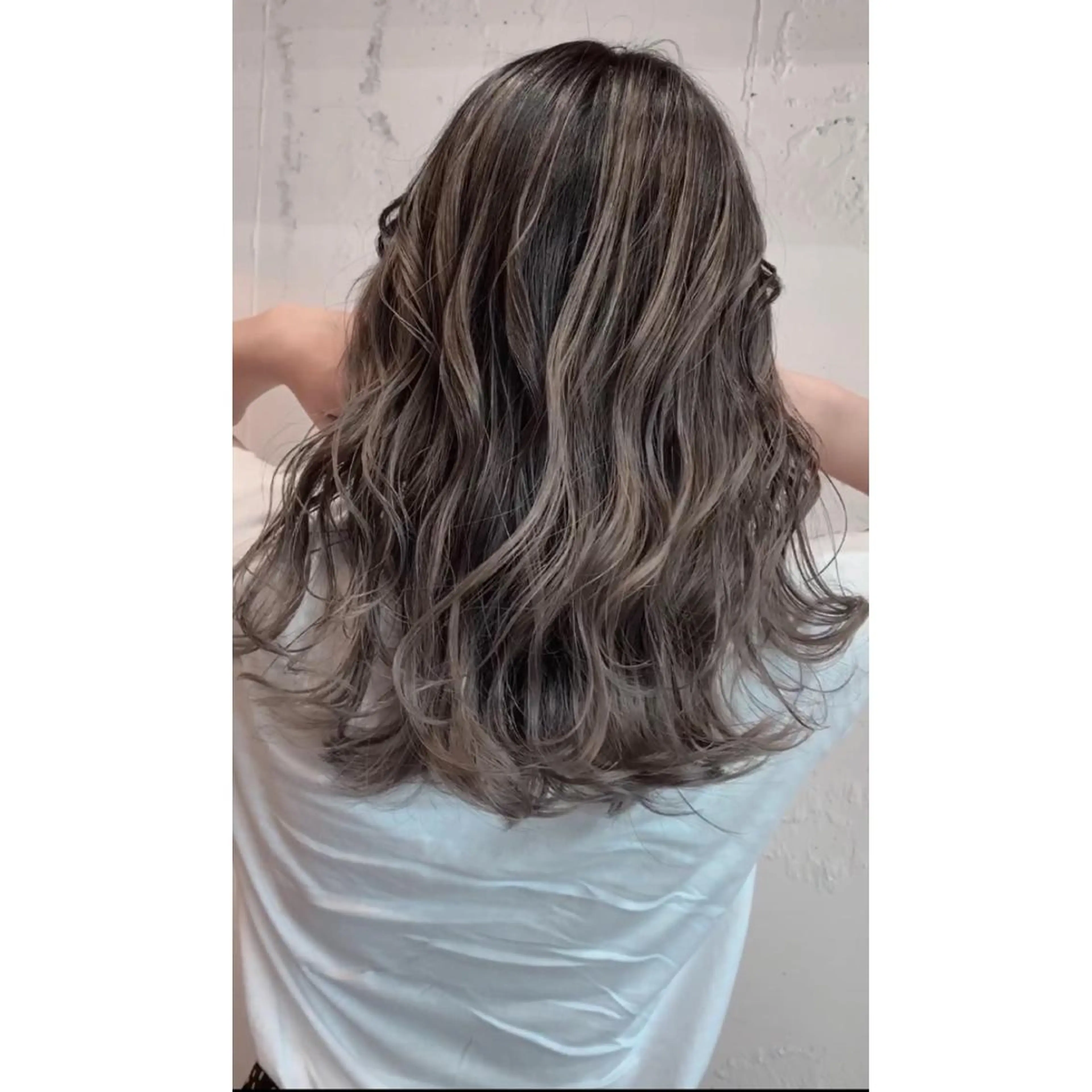 カラー バレイヤージュ ハイライトカラー 石井辰功也 フリーランス美容師のヘアスタイル