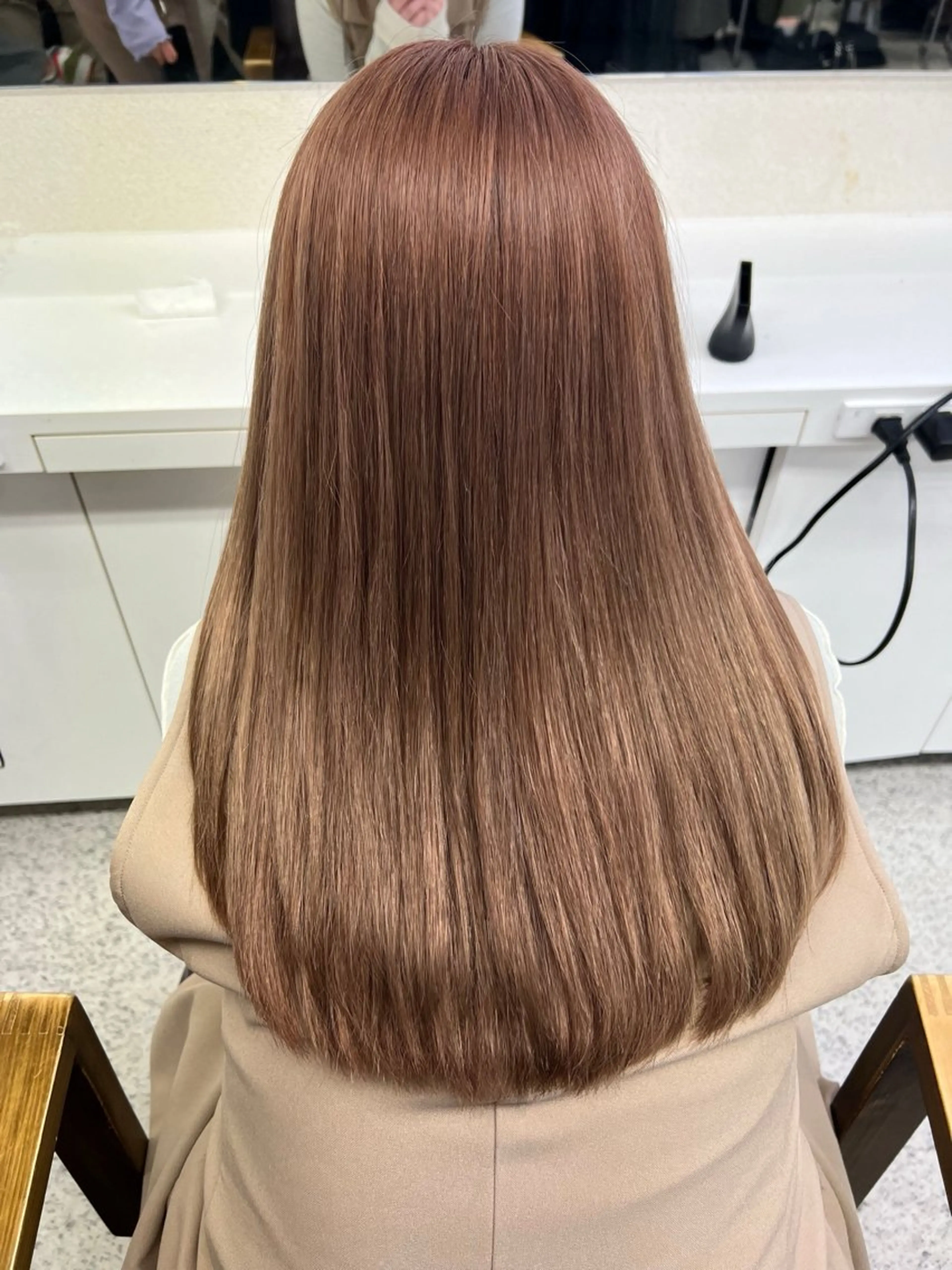 【透明感たっぷり🫧】カット＋ブリーチなしダブルカラー＋髪質改善トリートメント✨の写真