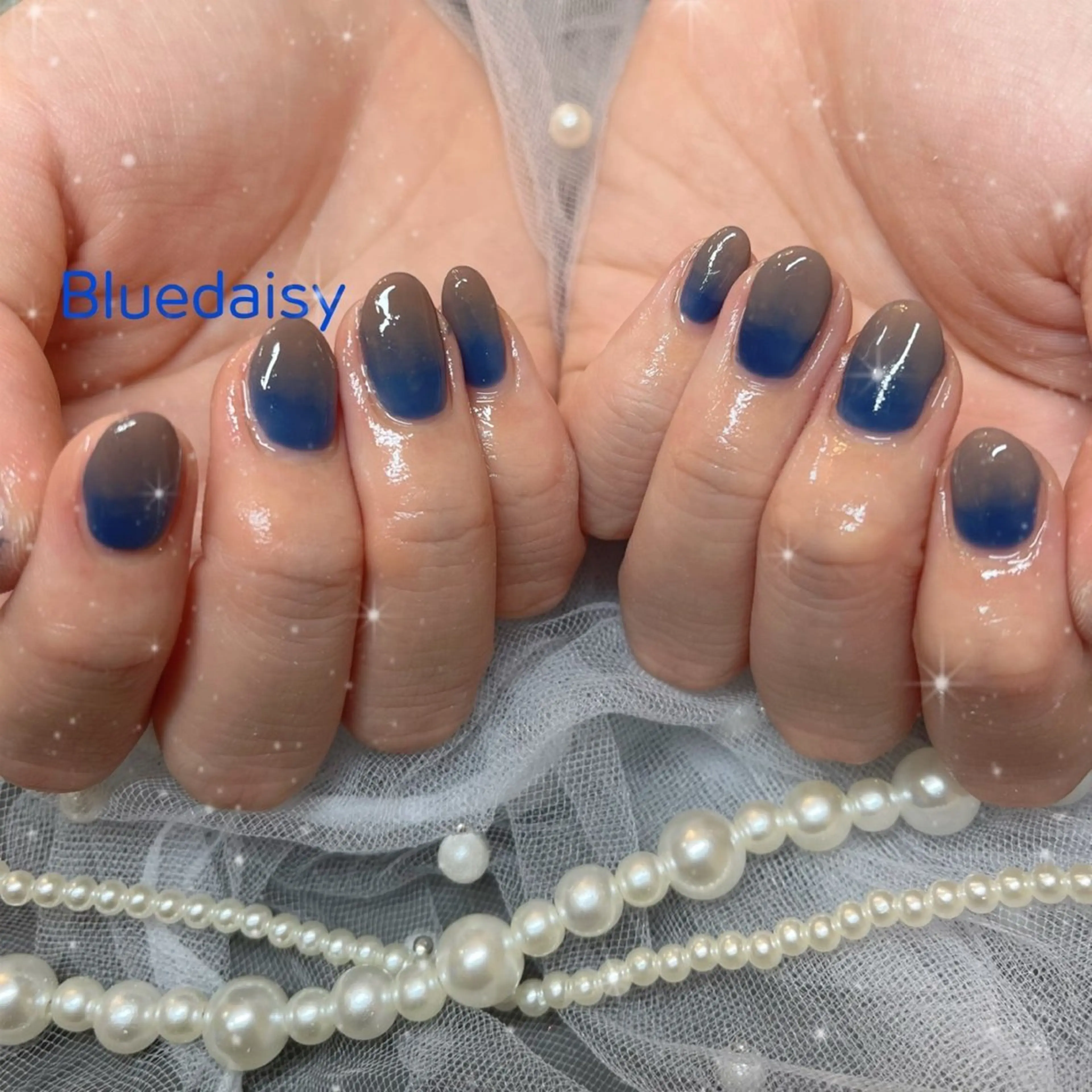 ネイル グラデーション ワンカラーネイル ハンドネイル Blue daisy 栄本店のネイルデザイン