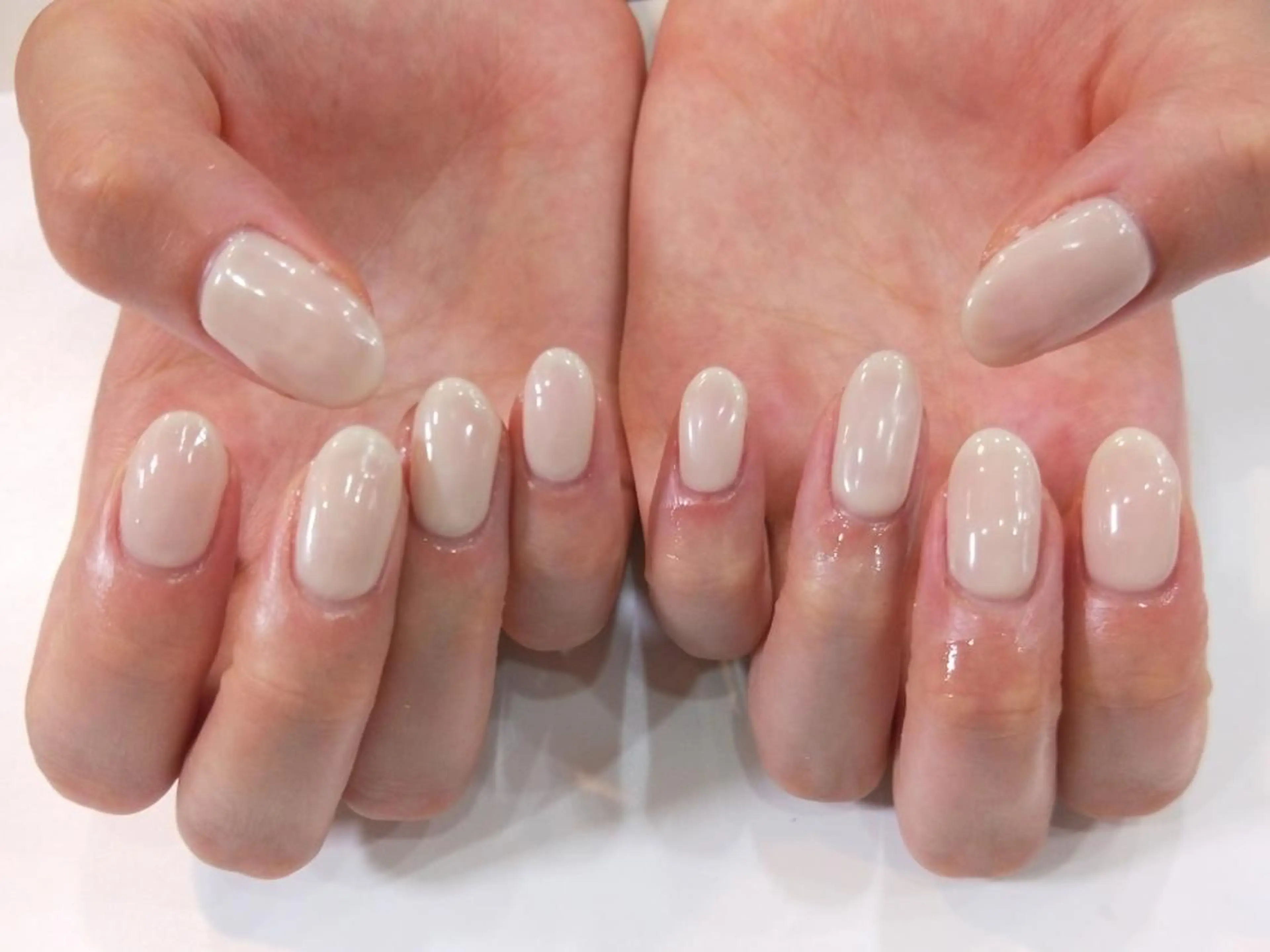 ネイル ハンドネイル ハンドケア はばすみれ🎀ﾈｲﾙ 光ﾌｪｲｼｬﾙ ﾍｱのネイルデザイン