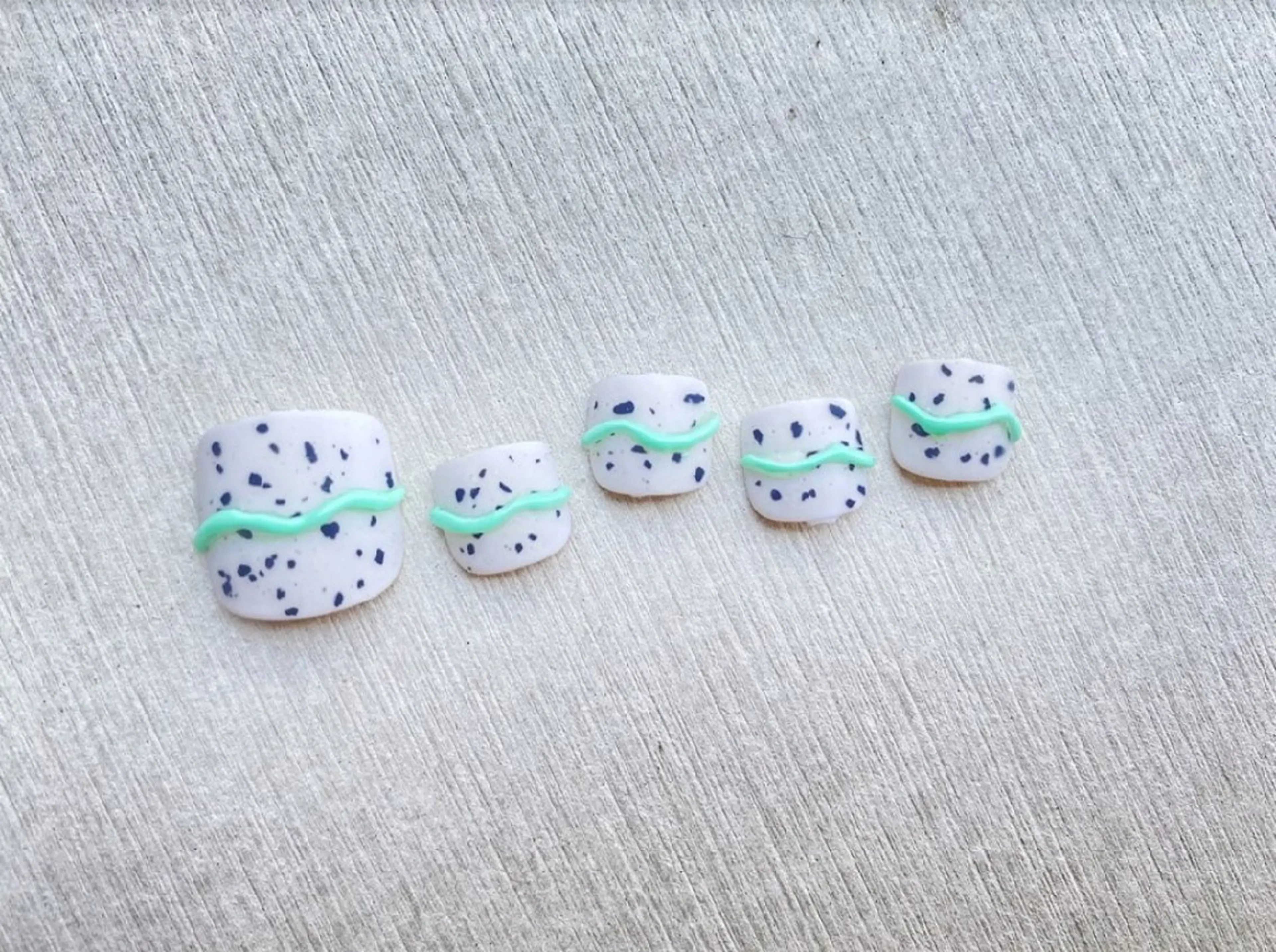 ネイル フットネイル aoyagi maiのネイルデザイン