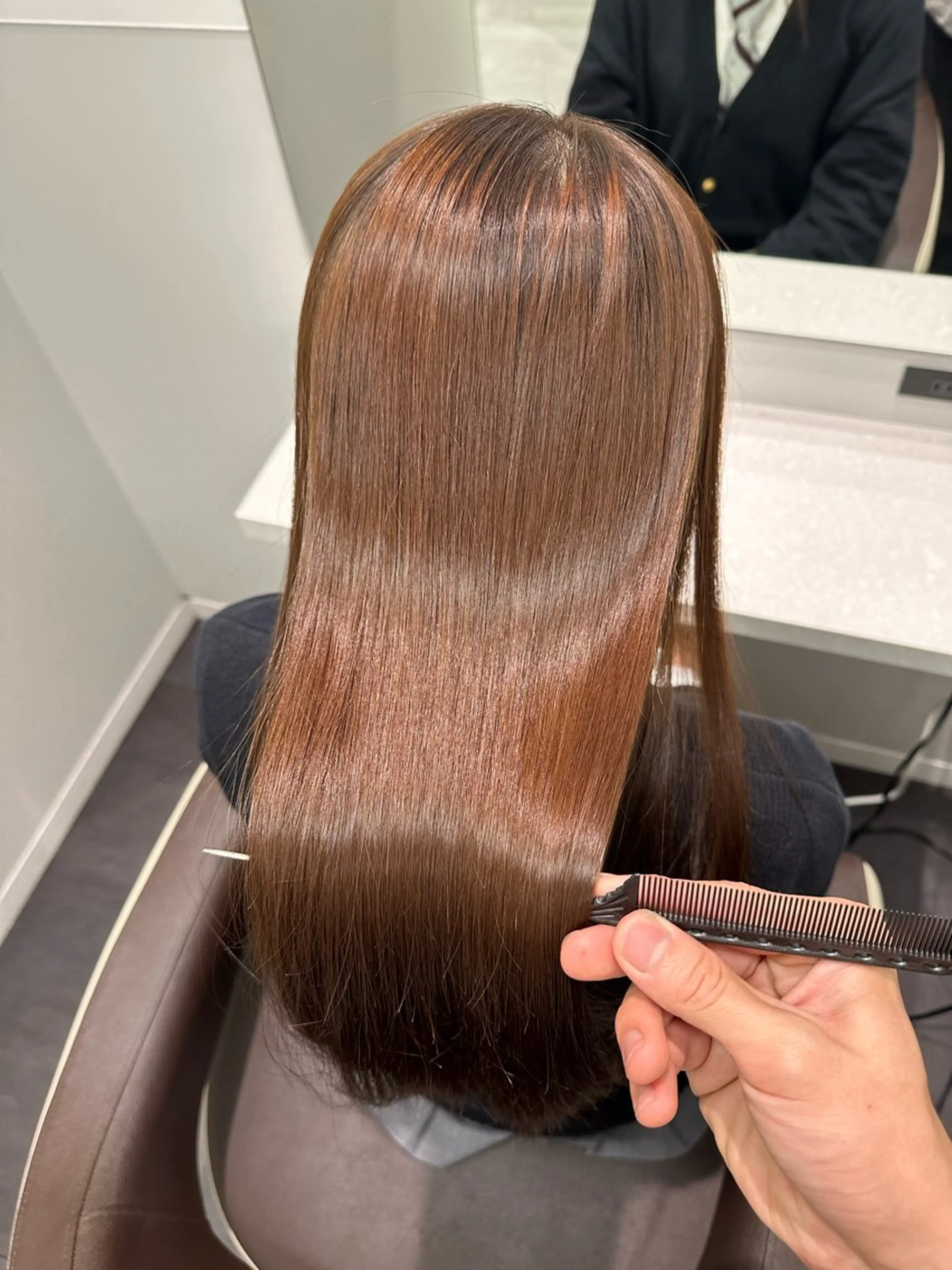 セミロング 美髪特化✨ 伊織✨縮毛矯正✨のヘアスタイル