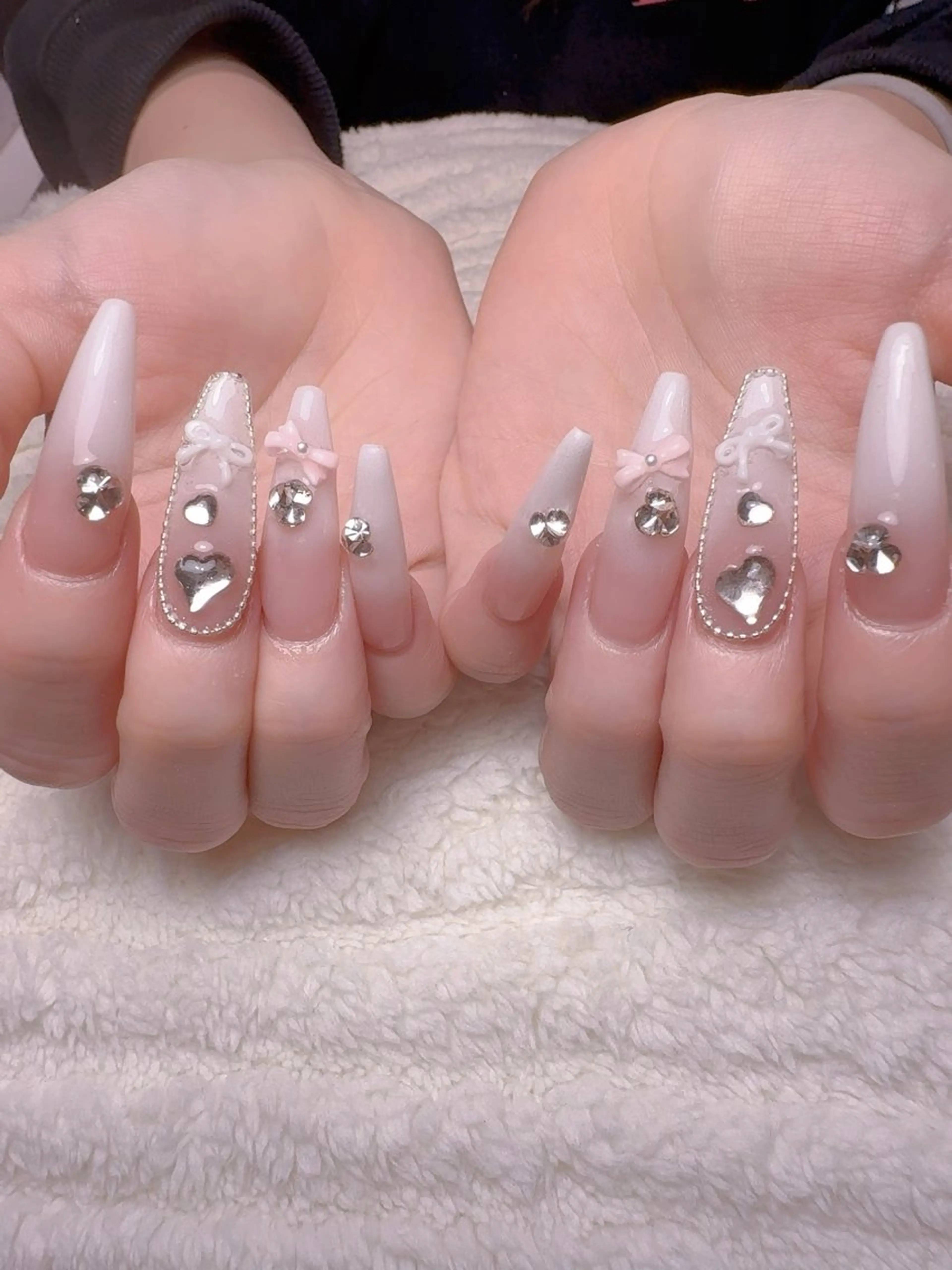ネイル ハンドネイル ハンドケア cat‘s nail🐈‍⬛のネイルデザイン