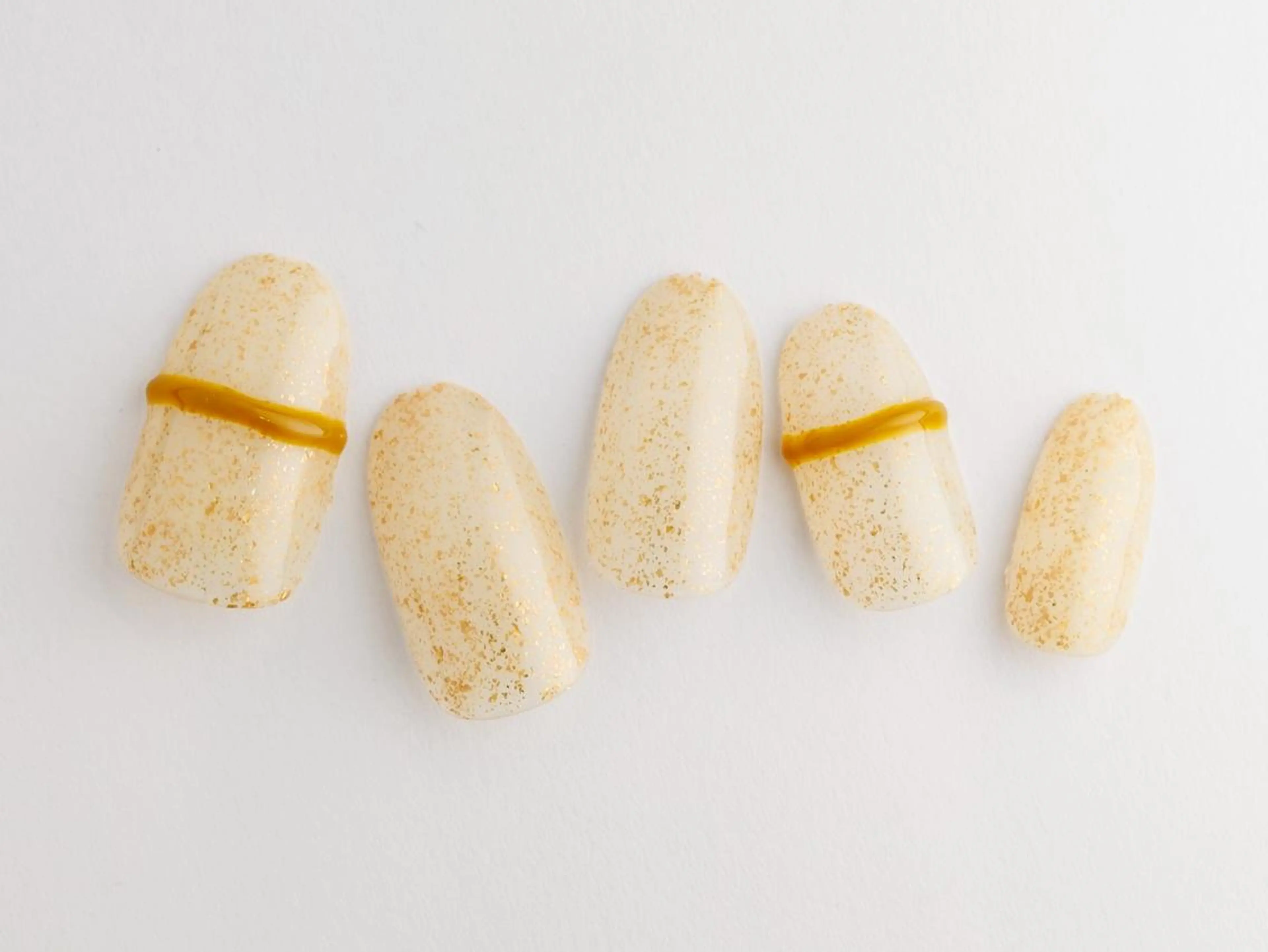 ネイル 💗🪽Tiary Nail🪽💗のネイルデザイン