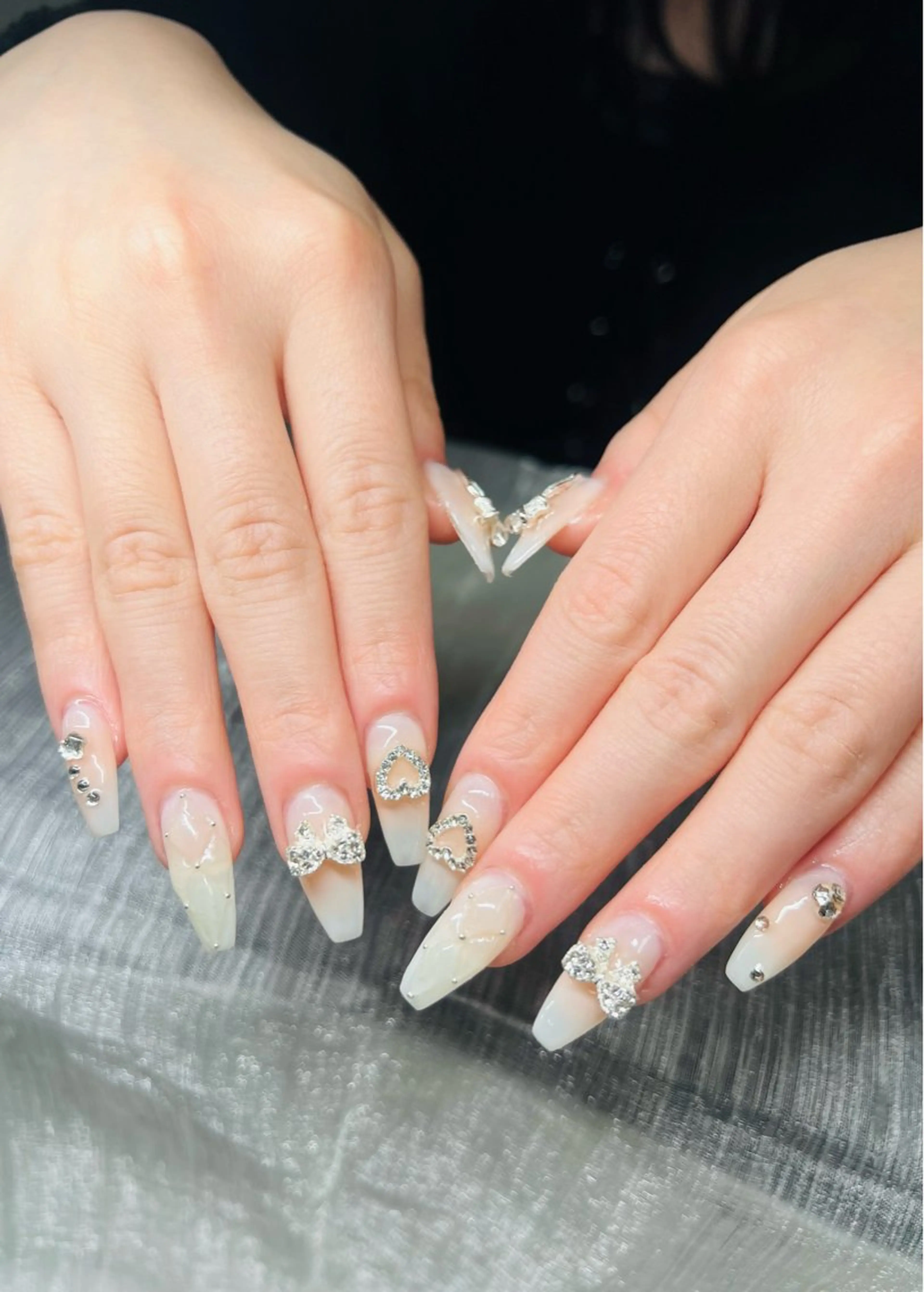 ネイル オーロラネイル チークネイル 長さ出し フットネイル フレンチネイル Lee Nails チップ長さだし専門店のネイルデザイン