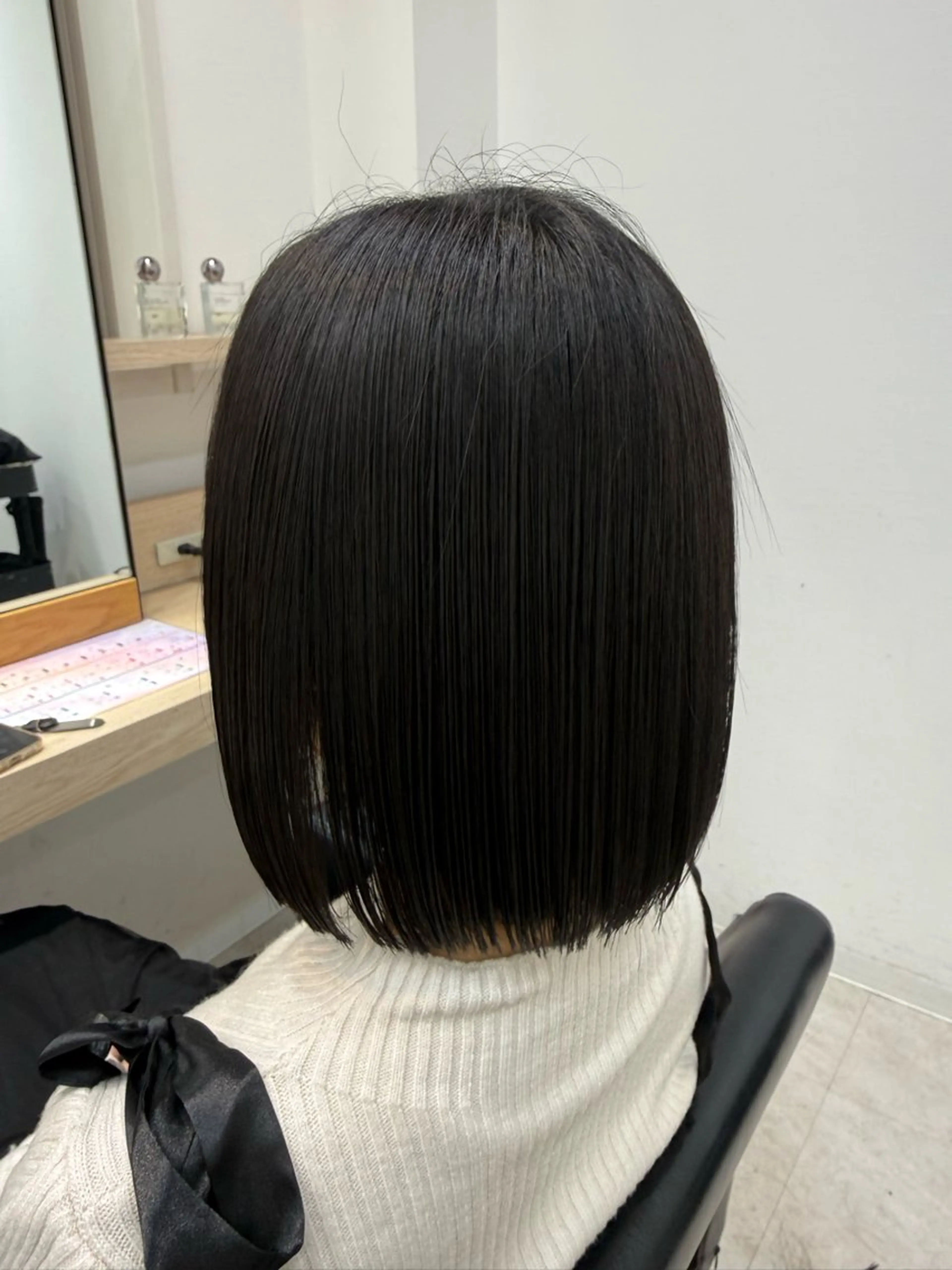 ミディアム 切りっぱなしボブ ボブ 🪽ラベンダーカラー 暗髪透明感🪽レイナのヘアスタイル