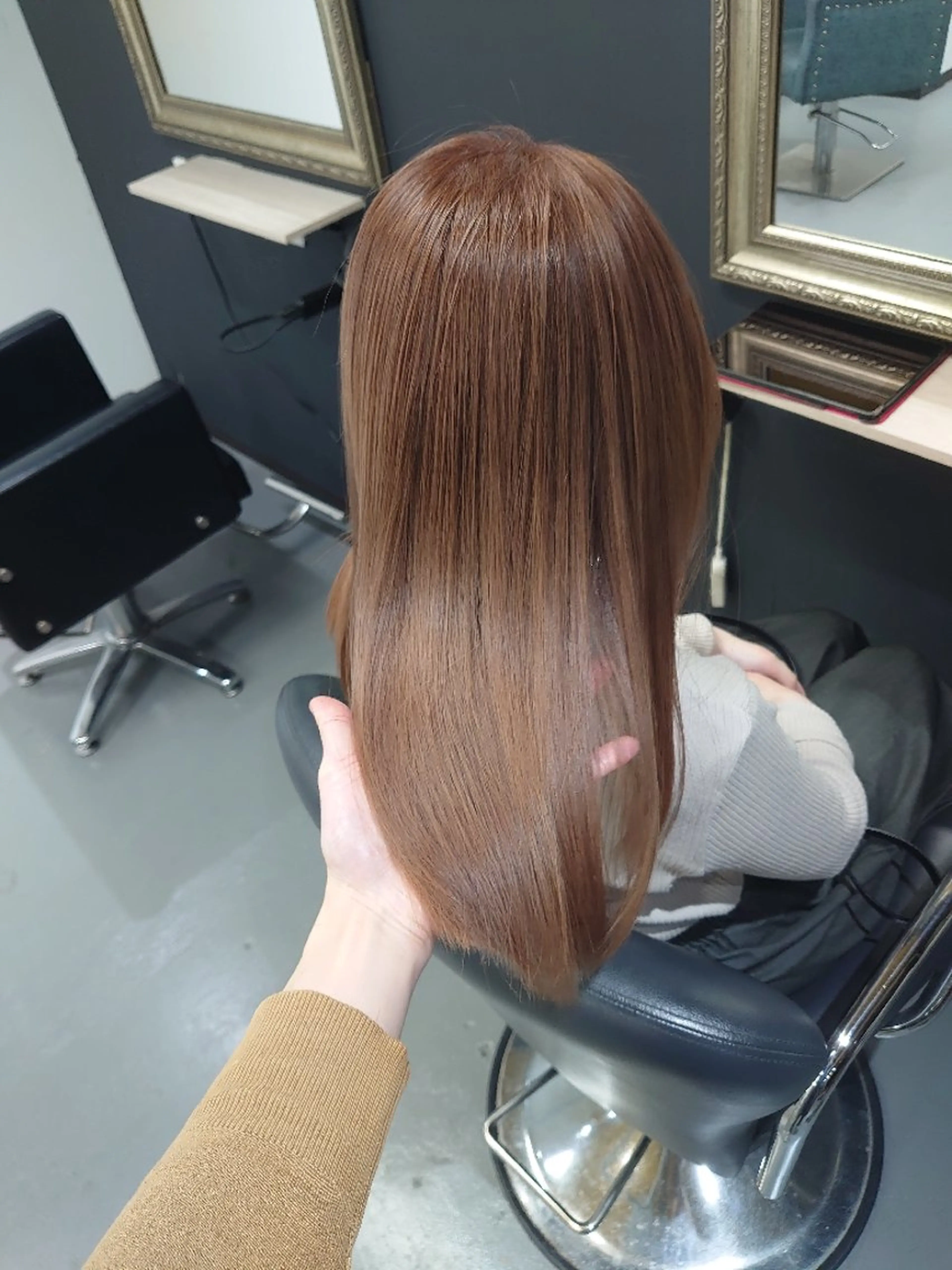 噂のアディクシーカラー♪色もちしっかりトリートメント！似合わせカット！！の写真