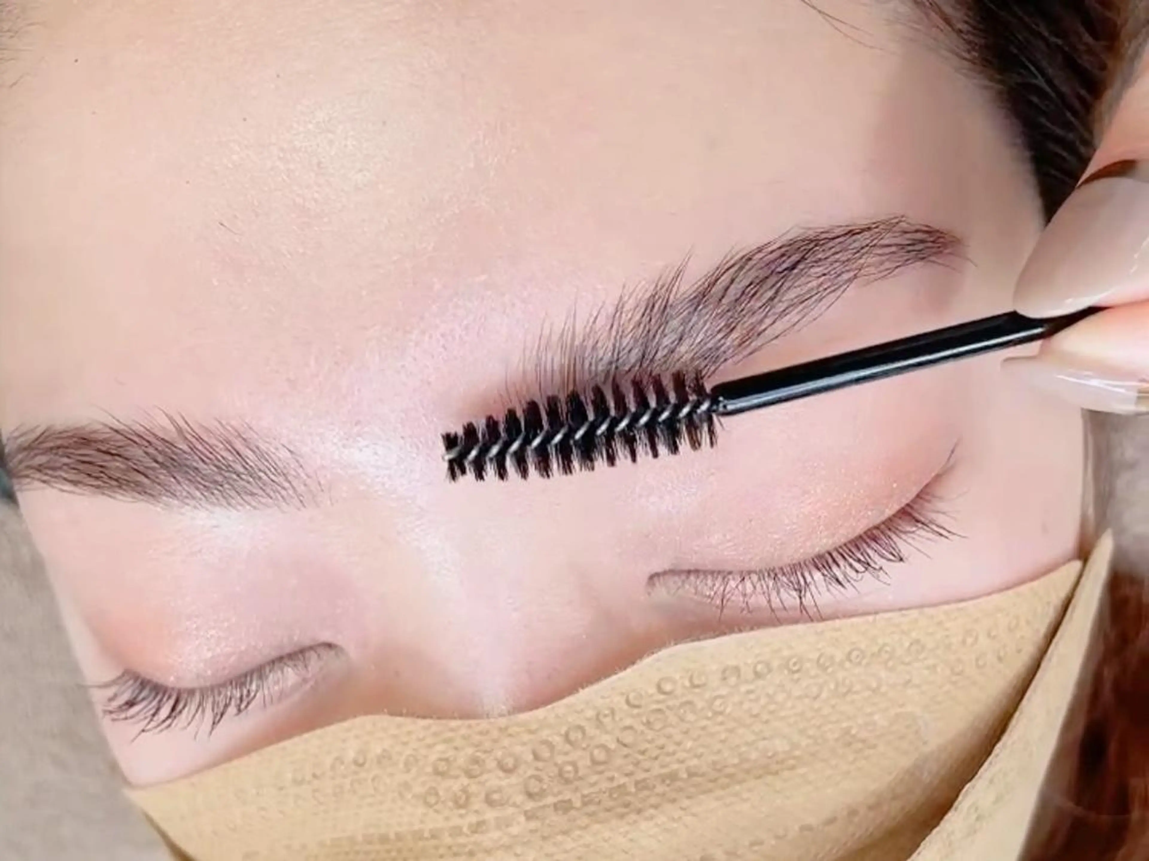 アイブロウ eyelist saraのマツエク・マツパデザイン