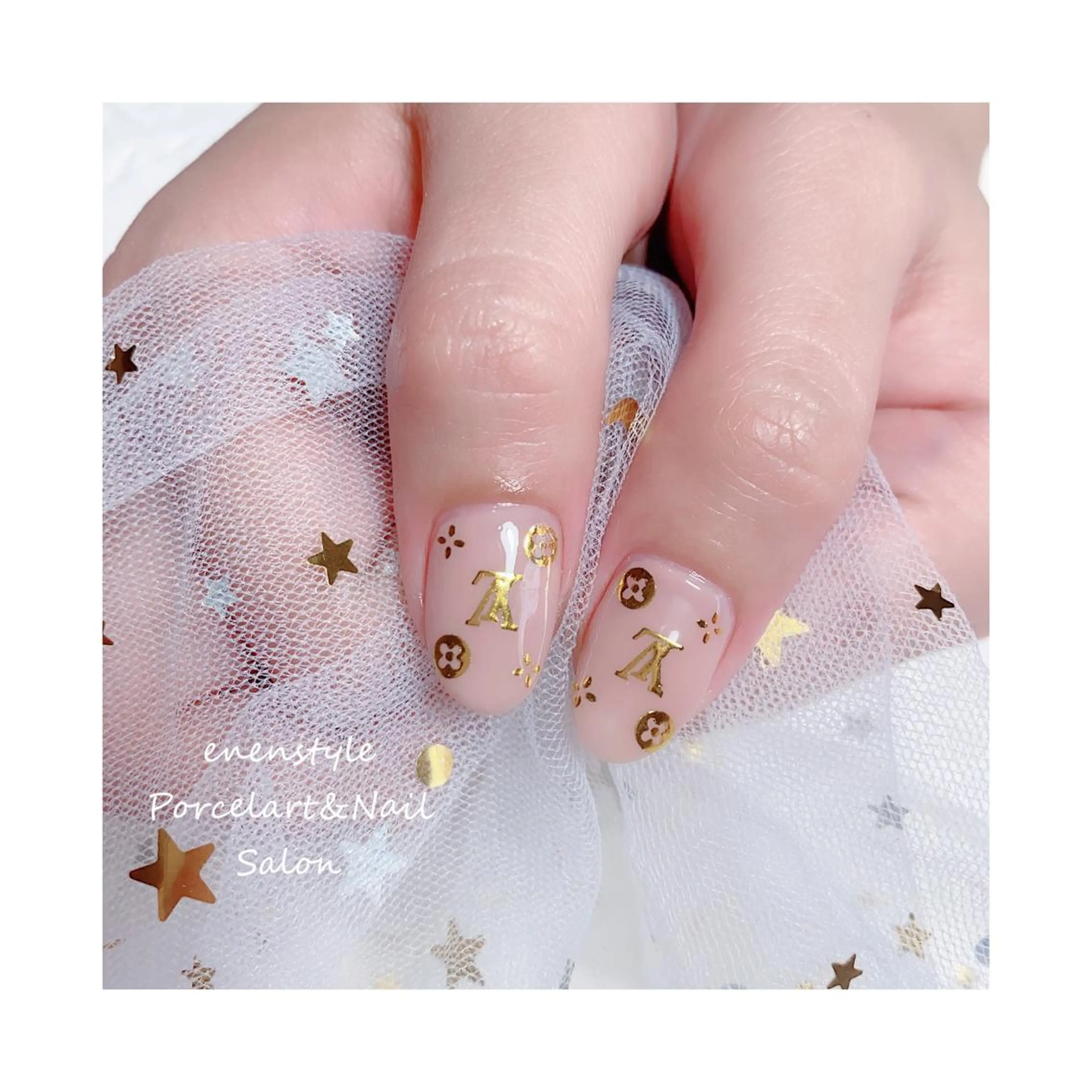 ショート ネイル ジェルネイル ニュアンスネイル オフィスネイル ワンカラーネイル パラジェル 👑enen style👑のネイルデザイン