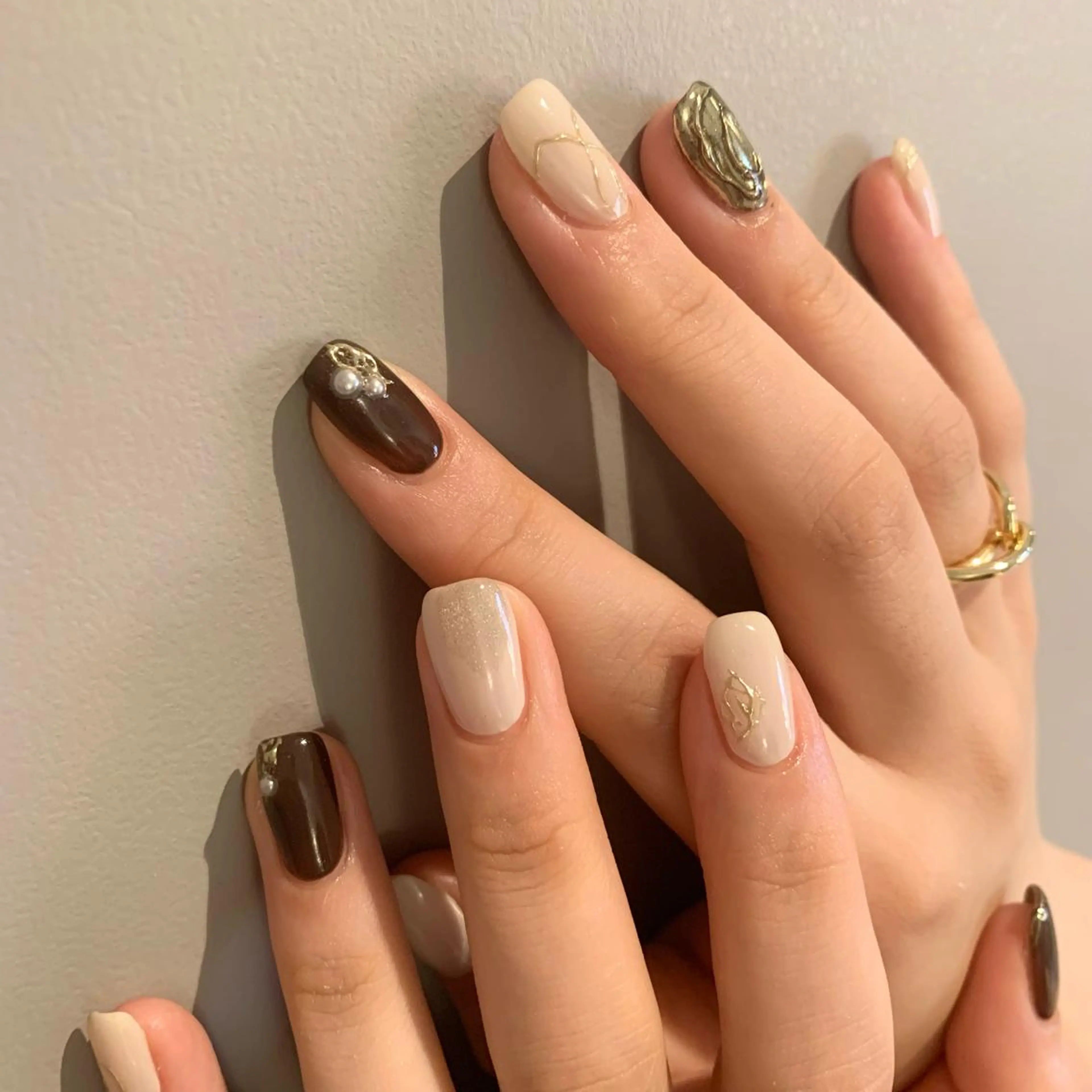 ネイル ハンドネイル ウシク ミユキのネイルデザイン